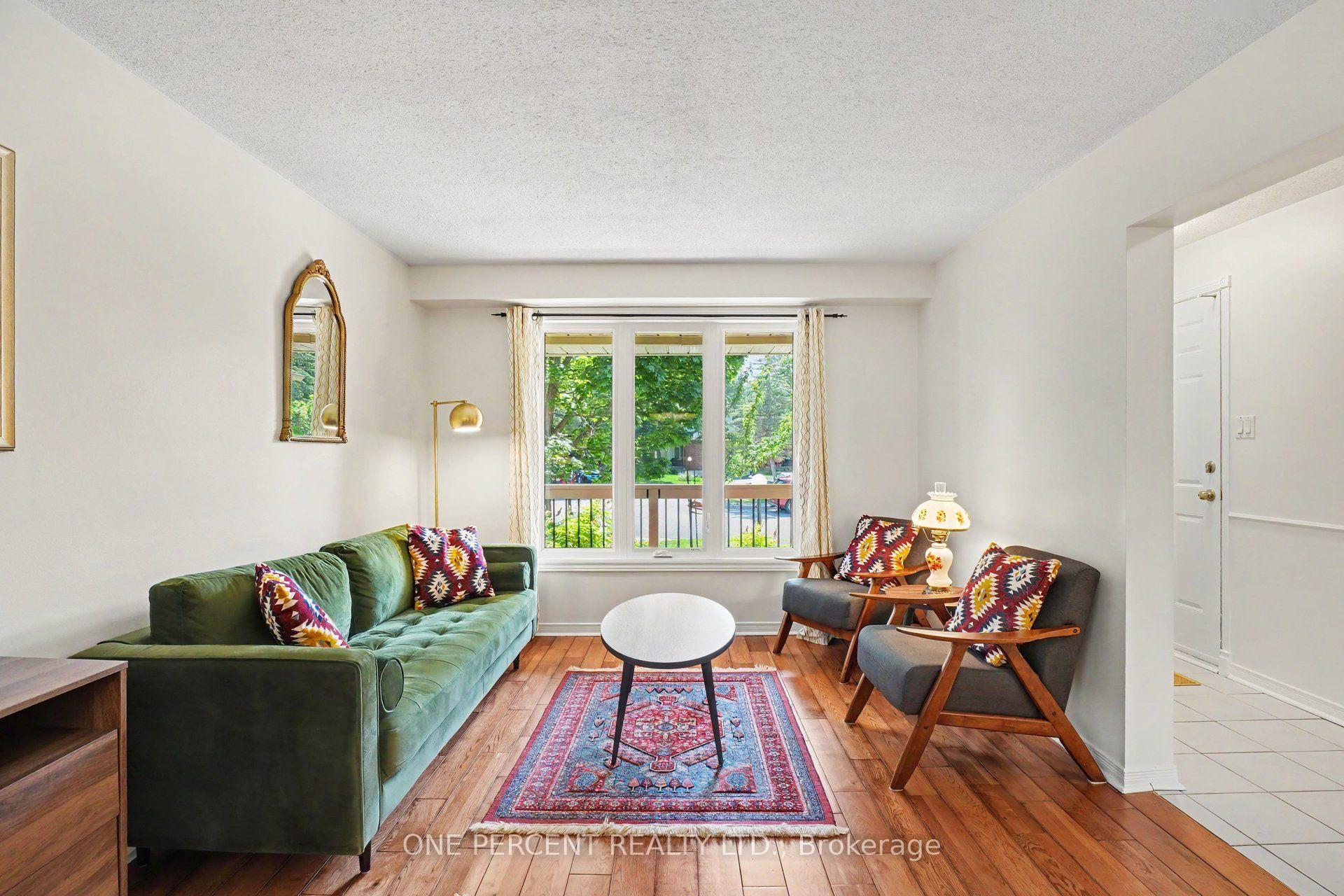 Photo 3 of 161 Beechfern Drive, Ottawa, Stittsville (Central) — HOMEH
