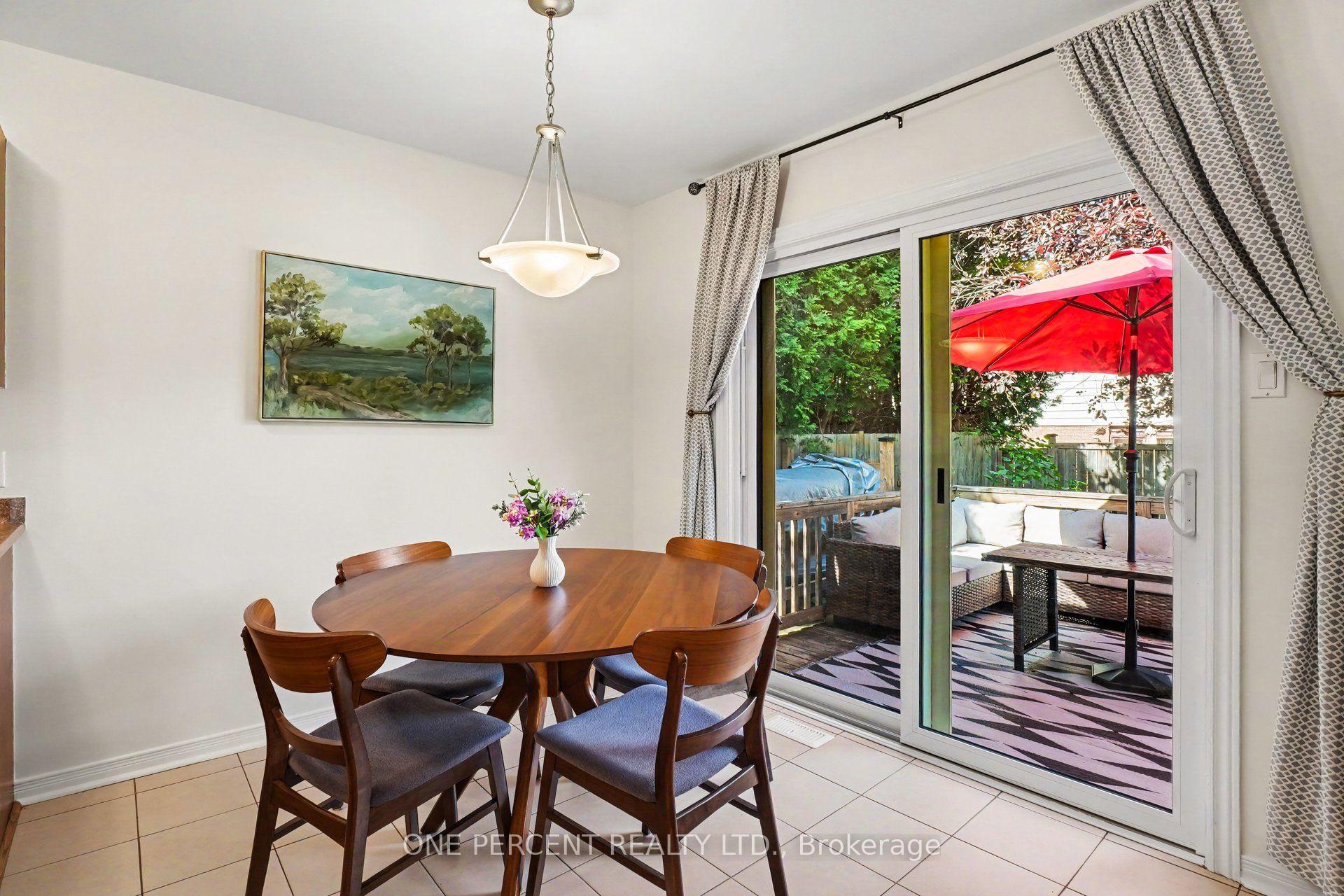Photo 5 of 161 Beechfern Drive, Ottawa, Stittsville (Central) — HOMEH