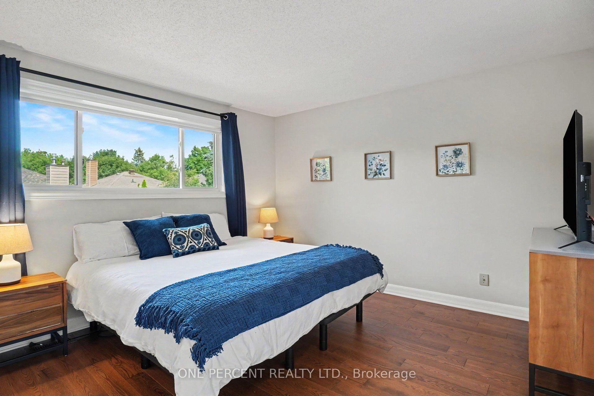 Photo 12 of 161 Beechfern Drive, Ottawa, Stittsville (Central) — HOMEH