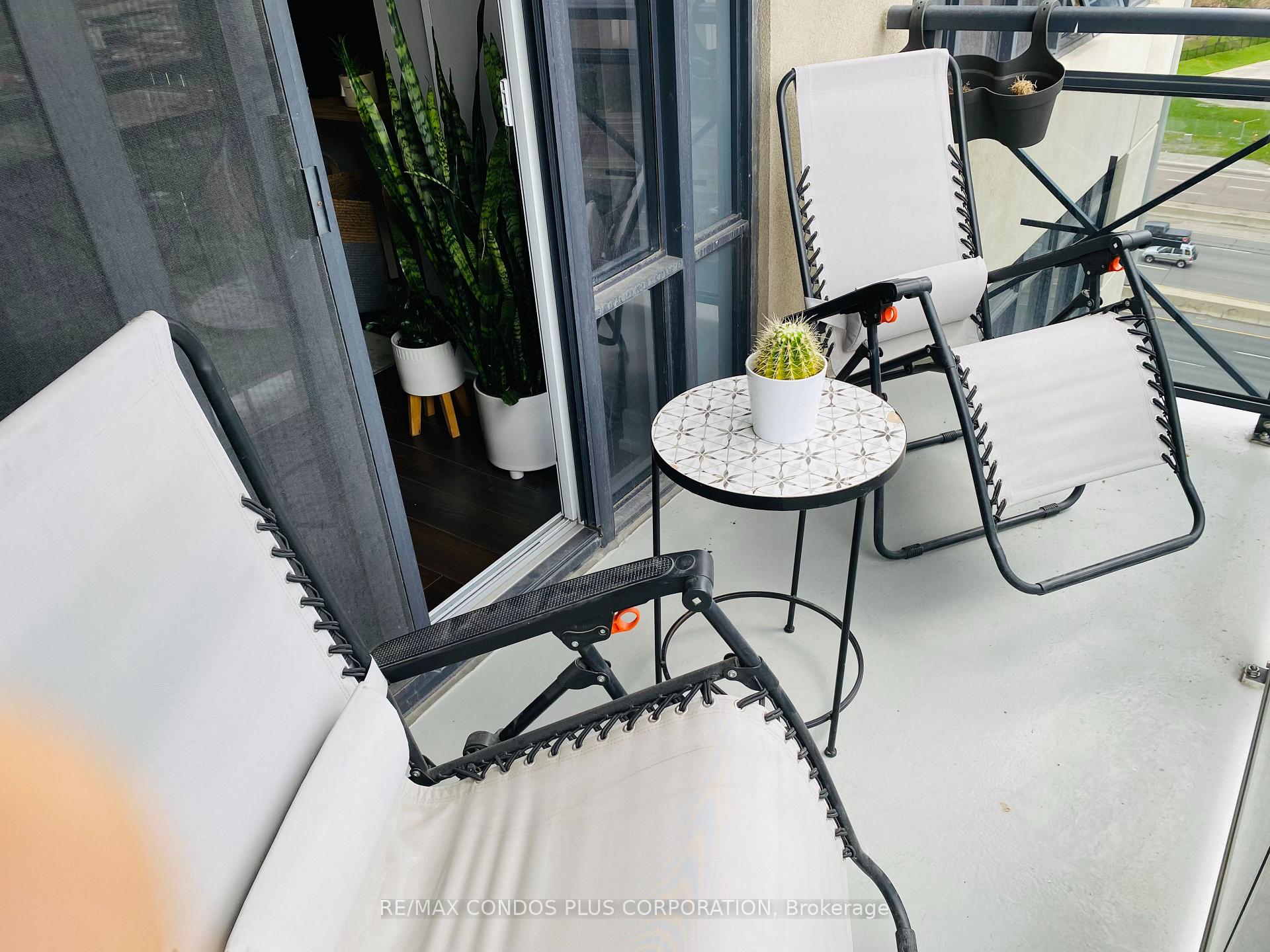 Photo 14 of Unit 927, 2 Eva Road, Etobicoke, Etobicoke West Mall — HOMEH