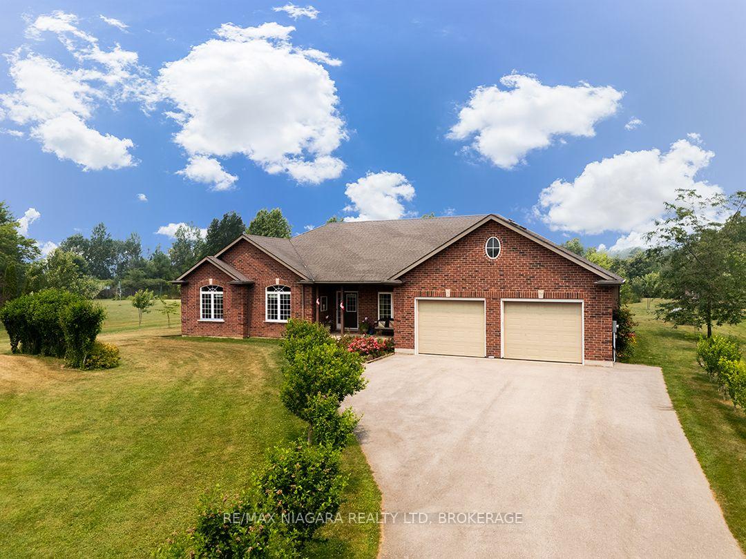 Photo 1 of 11004 Lakeshore Road, Wainfleet, Lakeshore — HOMEH