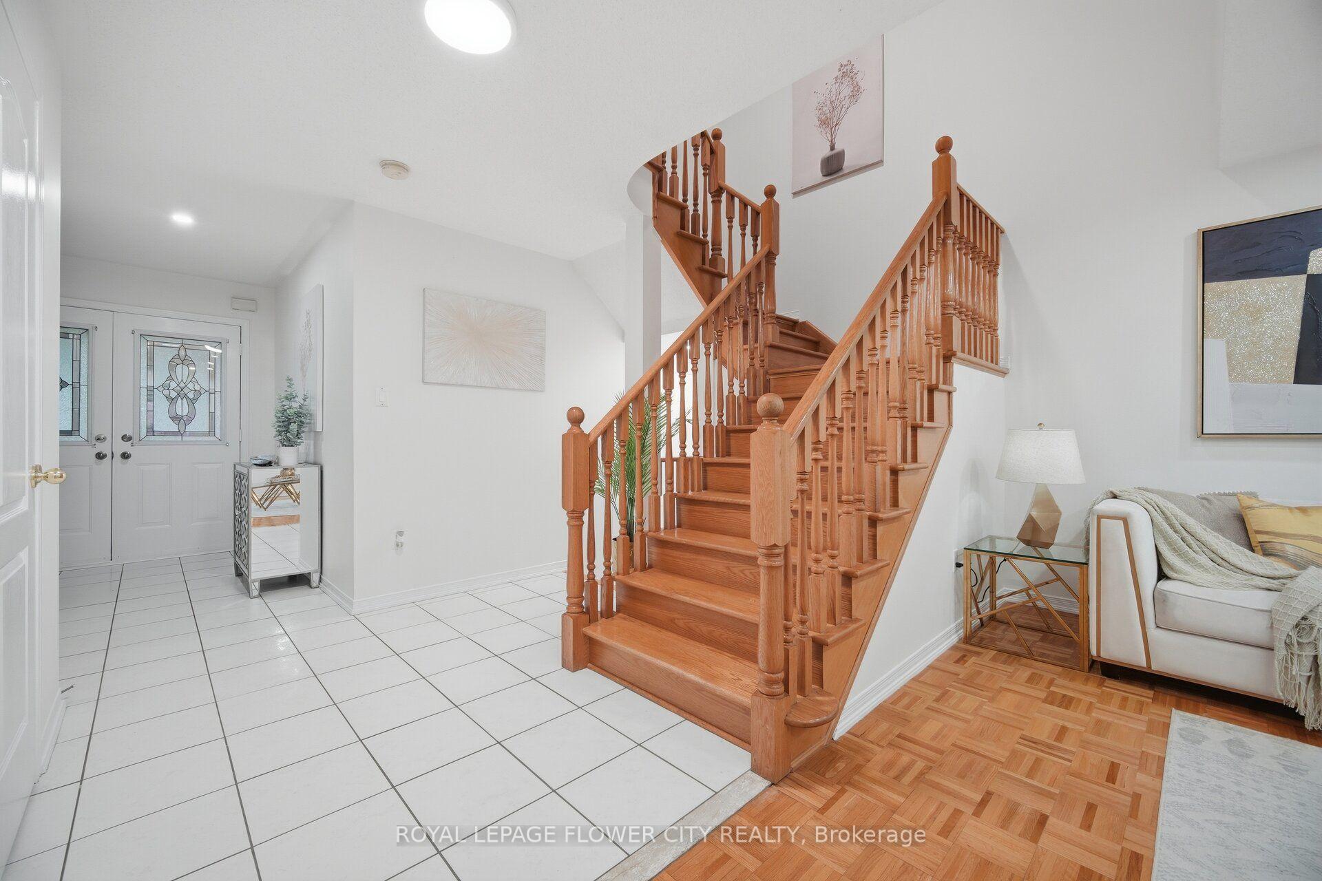 Photo 20 of 25 Skylar Circle, Brampton, Bram East — HOMEH