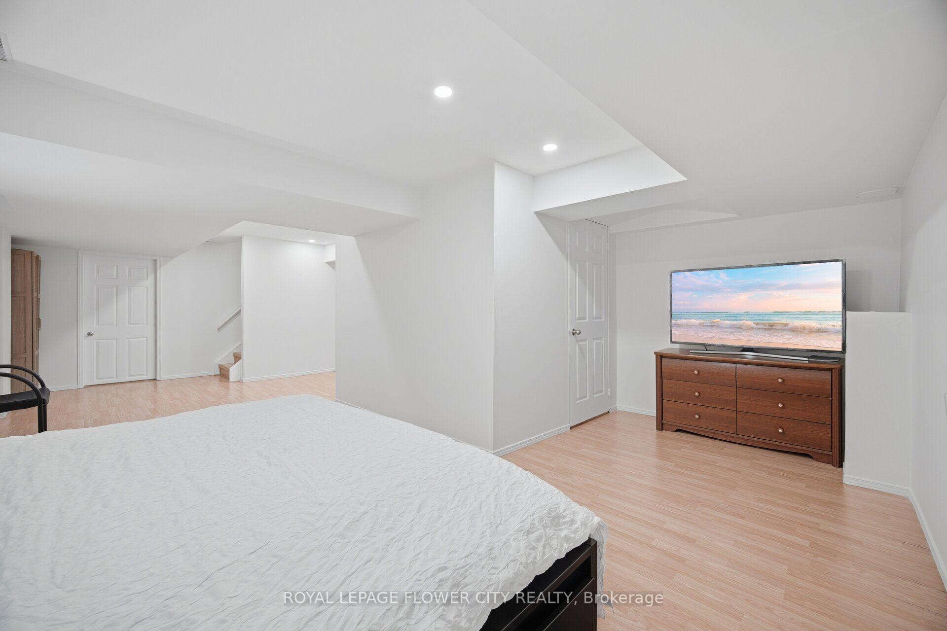 Photo 41 of 25 Skylar Circle, Brampton, Bram East — HOMEH