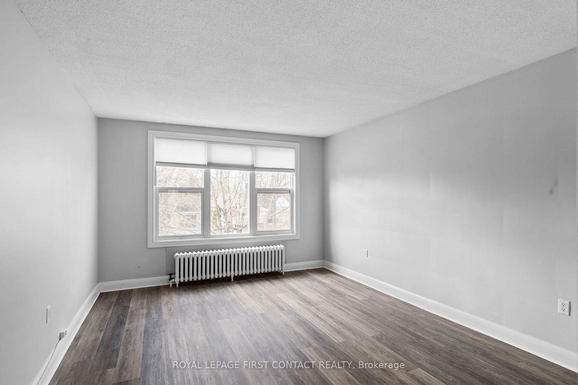 Photo 13 of Unit 3, 134 Napier Street, Barrie, Codrington — HOMEH