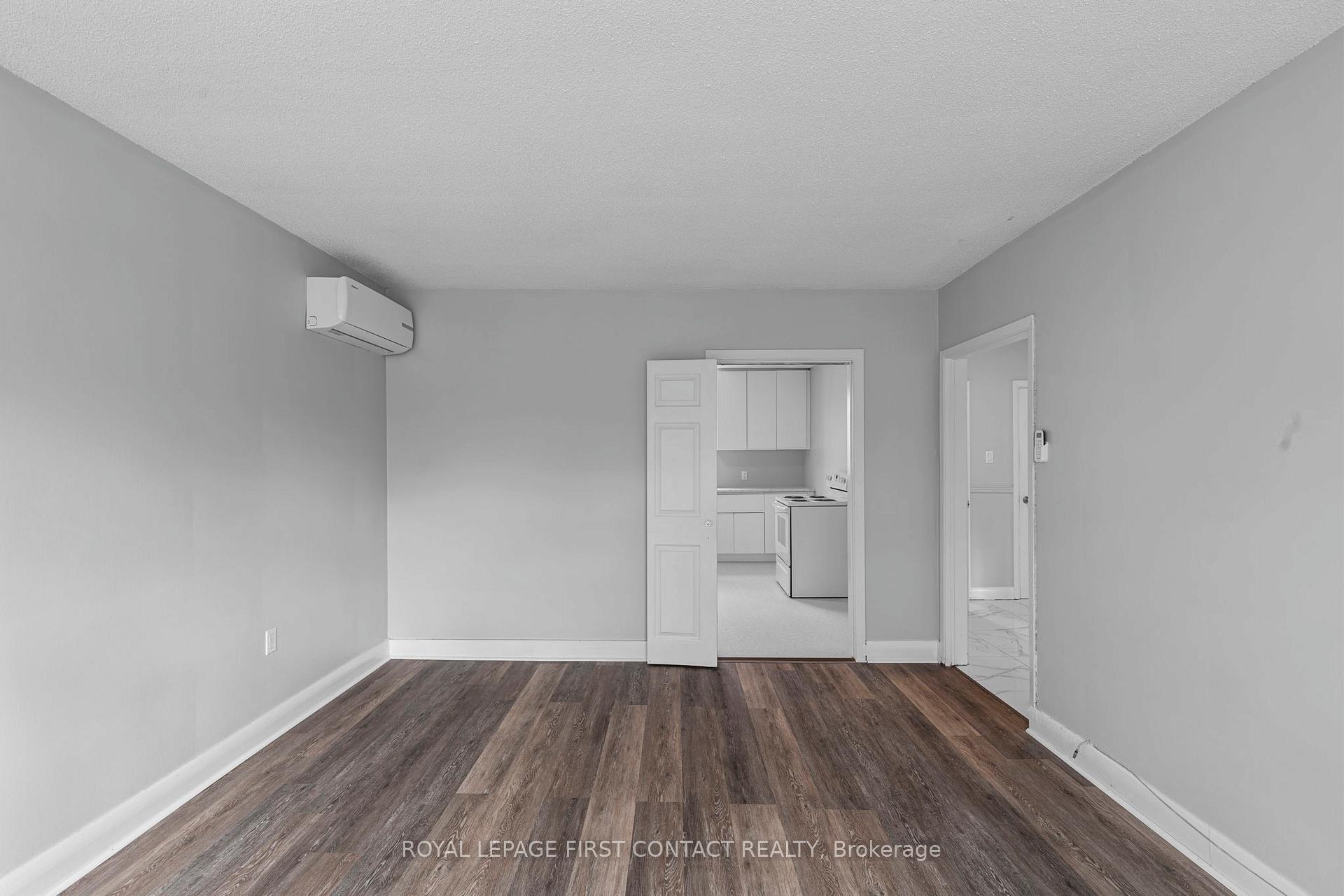 Photo 14 of Unit 3, 134 Napier Street, Barrie, Codrington — HOMEH