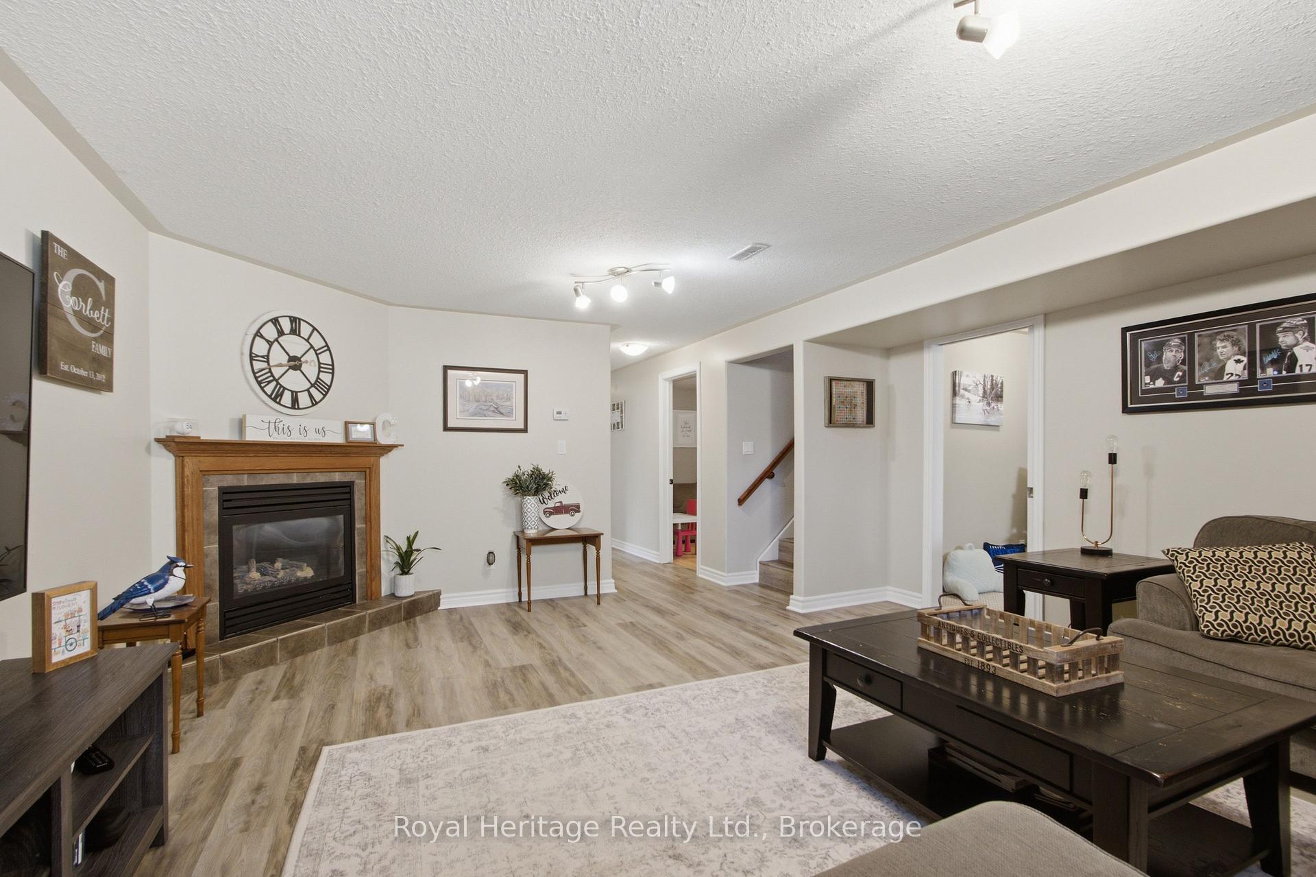 Photo 21 of 29 Forest Valley Drive, Quinte West, Frankford Ward — HOMEH
