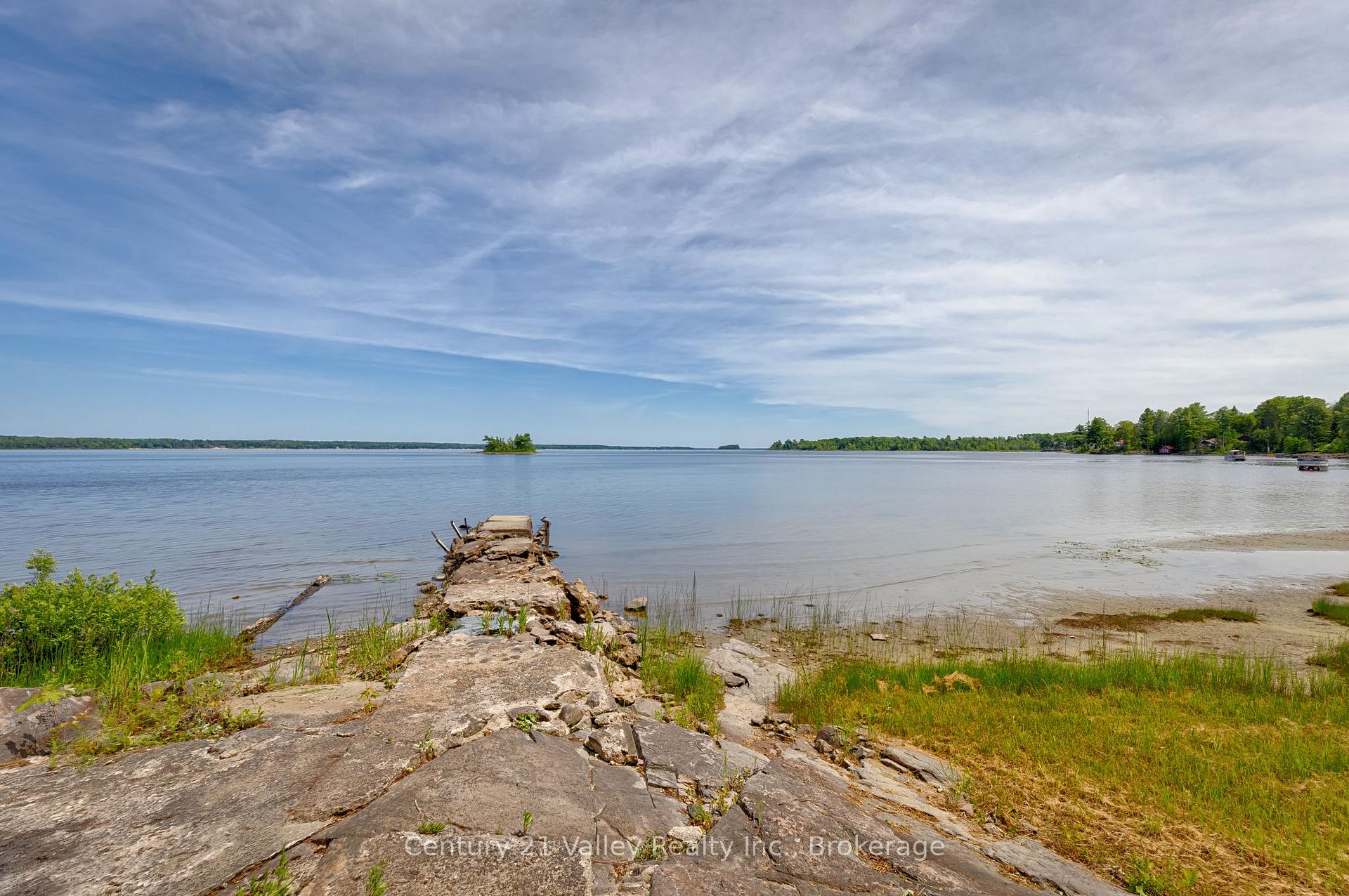 Photo 3 of 502A MacGregor Bay Trail, Petawawa, Petawawa — HOMEH