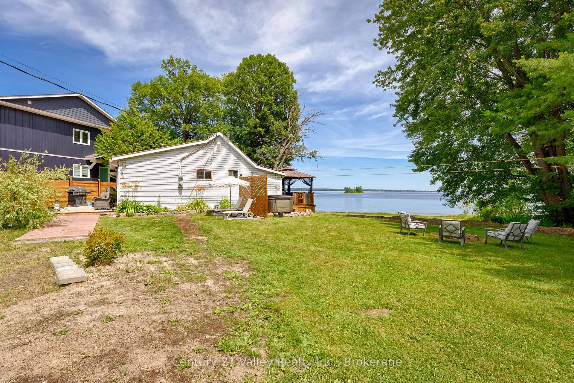 Photo 8 of 502A MacGregor Bay Trail, Petawawa, Petawawa — HOMEH