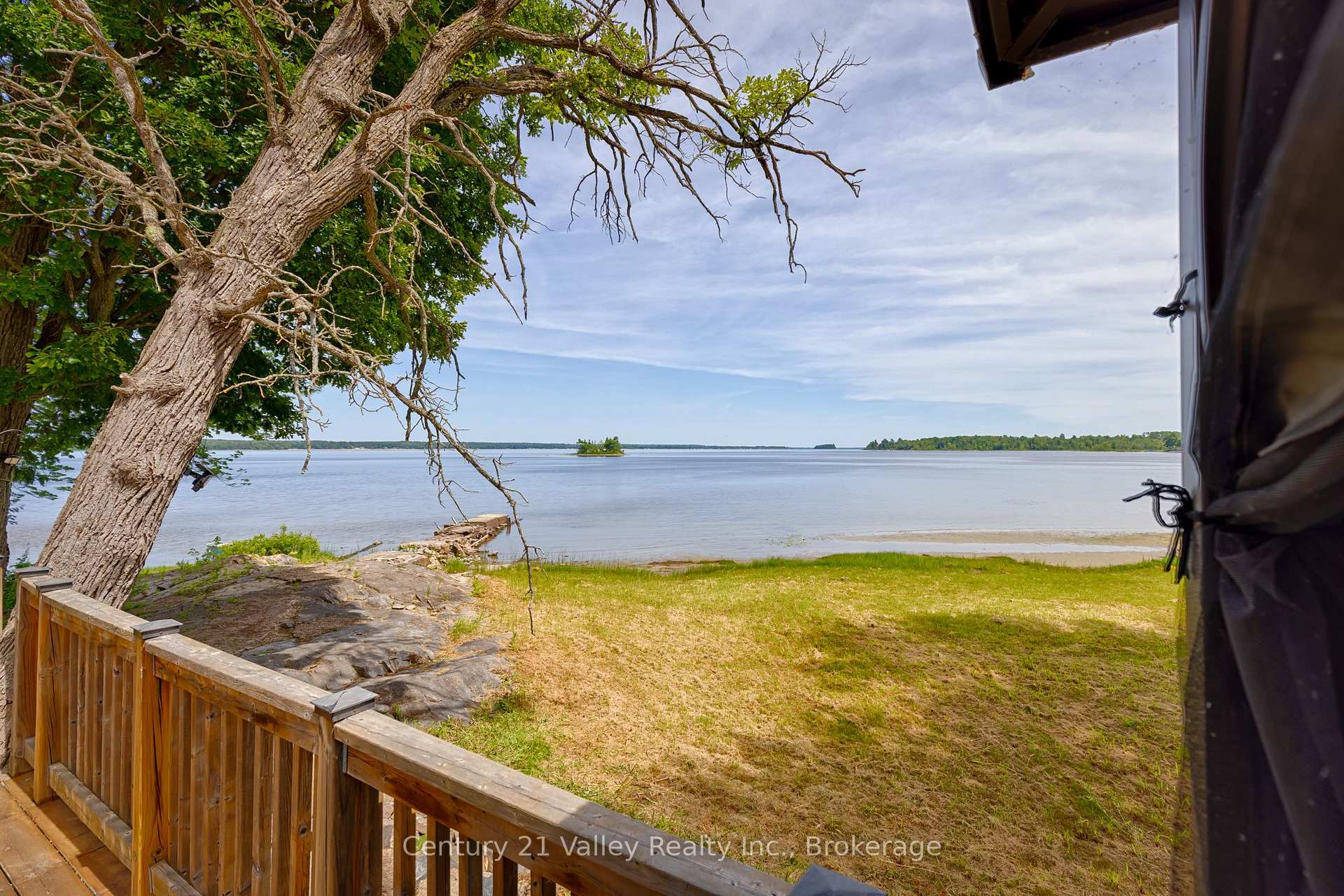 Photo 11 of 502A MacGregor Bay Trail, Petawawa, Petawawa — HOMEH