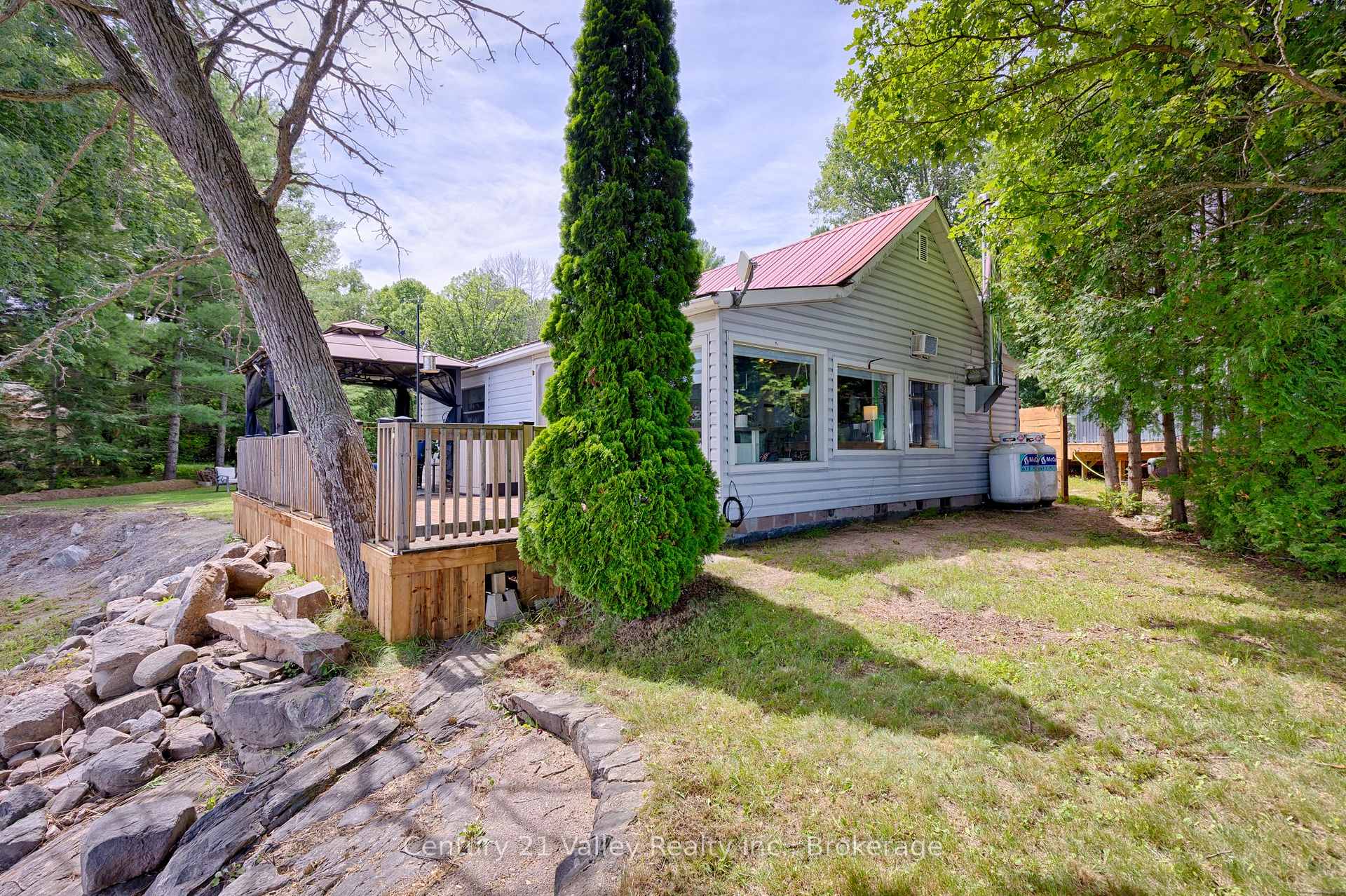 Photo 13 of 502A MacGregor Bay Trail, Petawawa, Petawawa — HOMEH