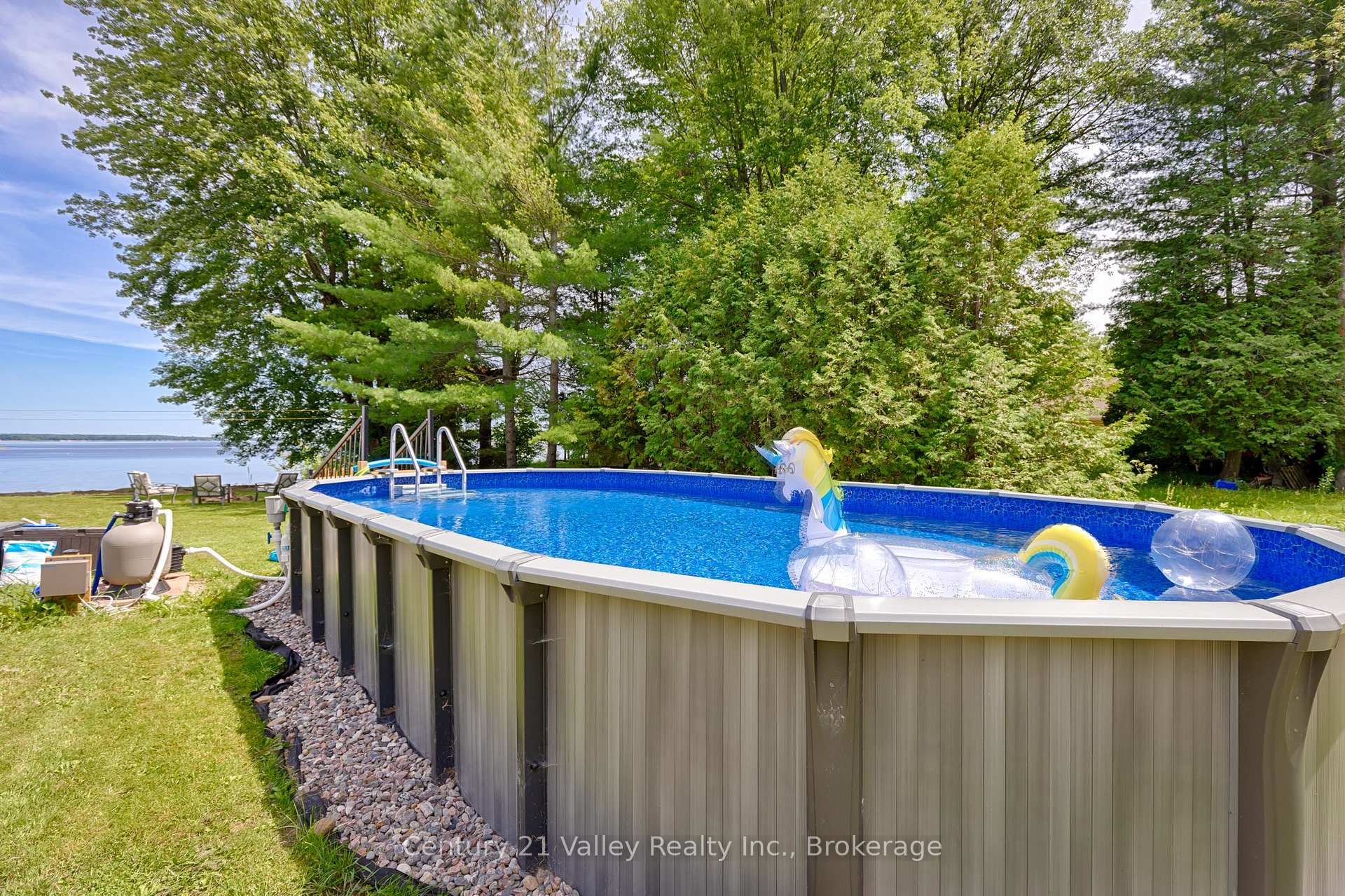 Photo 15 of 502A MacGregor Bay Trail, Petawawa, Petawawa — HOMEH