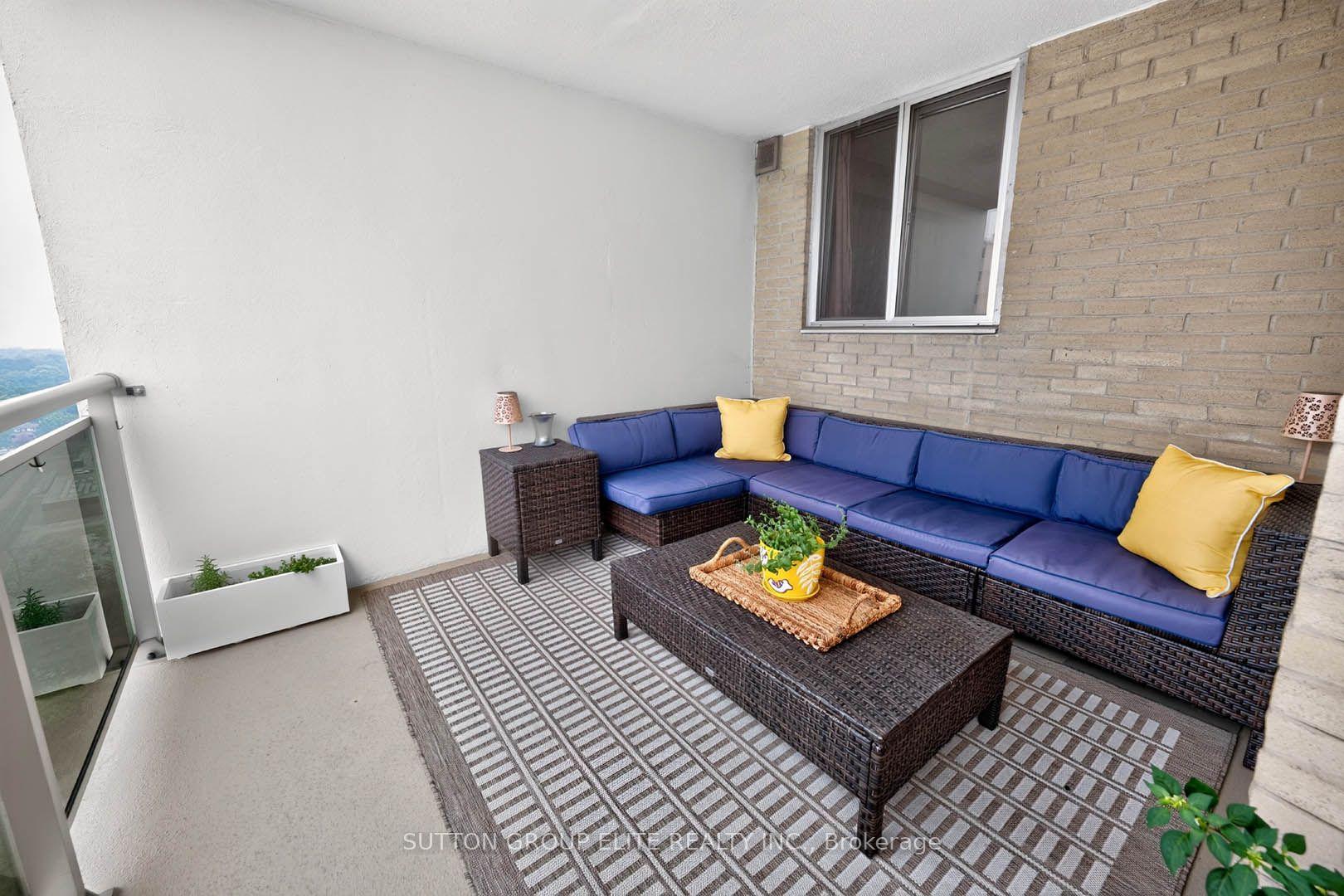 Photo 29 of Unit 2010, 820 Burnhamthorpe Road, Etobicoke, Markland Wood — HOMEH