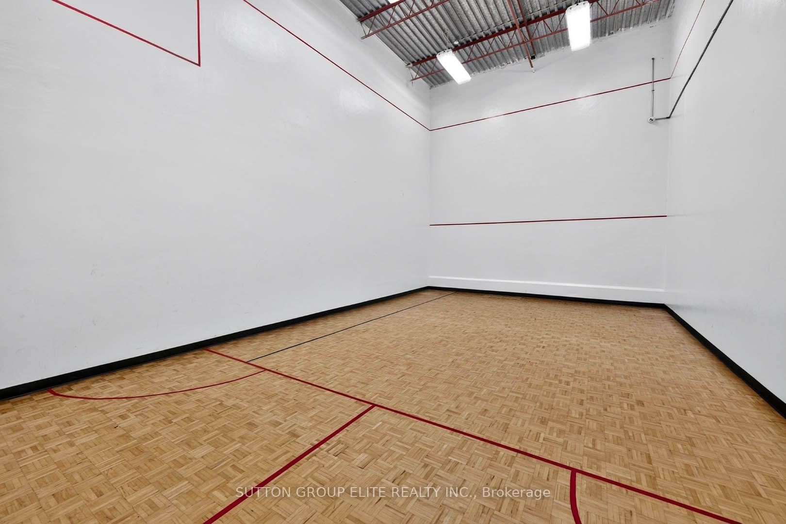 Photo 38 of Unit 2010, 820 Burnhamthorpe Road, Etobicoke, Markland Wood — HOMEH