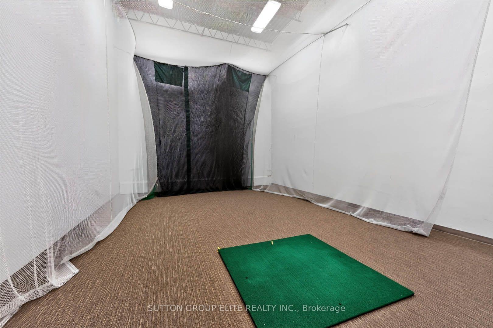 Photo 40 of Unit 2010, 820 Burnhamthorpe Road, Etobicoke, Markland Wood — HOMEH