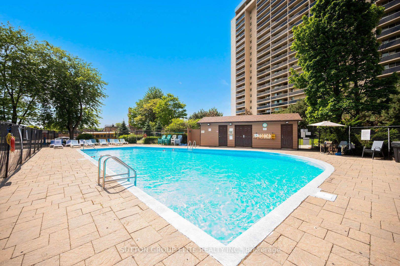 Photo 44 of Unit 2010, 820 Burnhamthorpe Road, Etobicoke, Markland Wood — HOMEH
