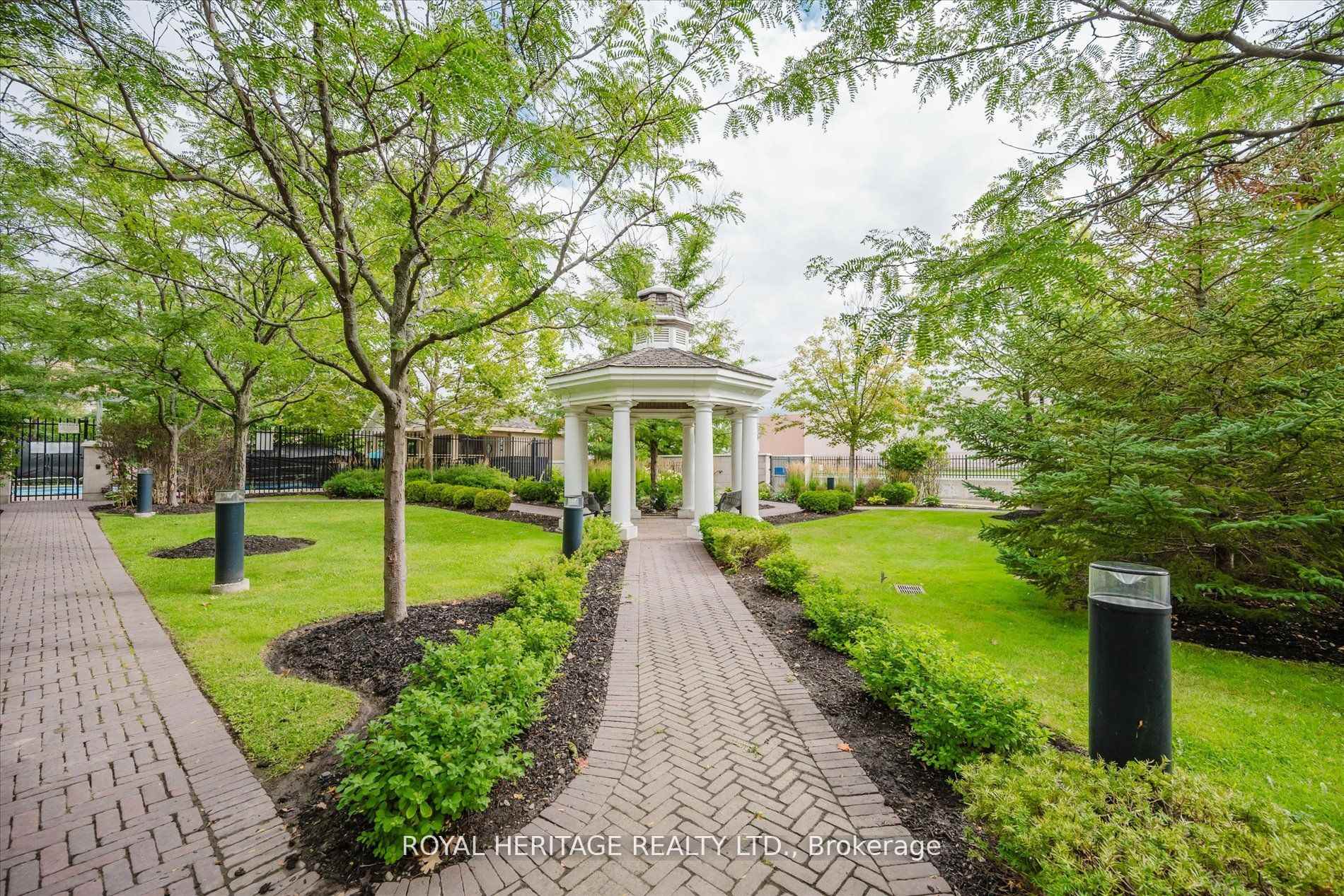 Photo 24 of Unit 207, 111 Civic Square Gate, Aurora, Bayview Wellington — HOMEH