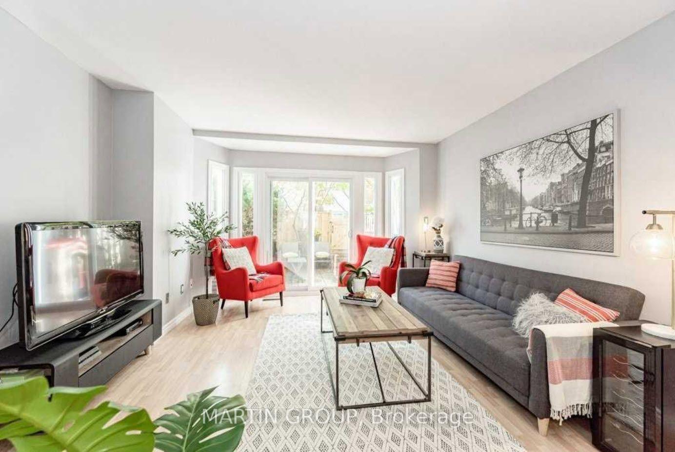 Photo 5 of Unit 514, 895 Maple Avenue, Burlington, Brant — HOMEH