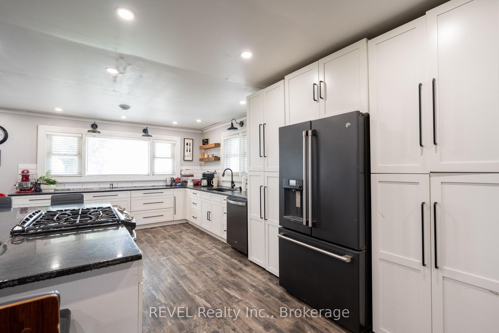 Photo 3 of 10830 3 Highway, Wainfleet, Marshville/Winger — HOMEH