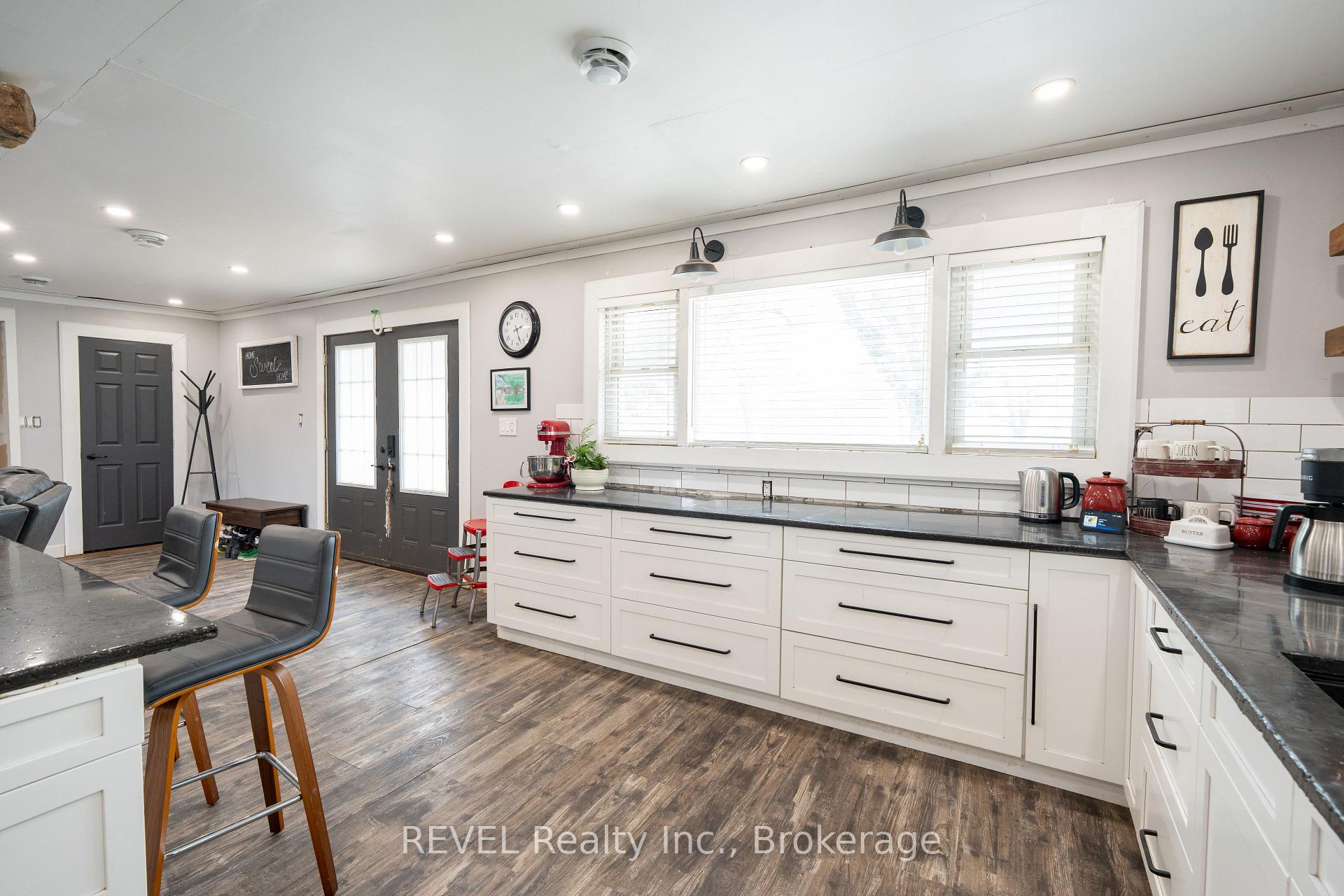 Photo 7 of 10830 3 Highway, Wainfleet, Marshville/Winger — HOMEH