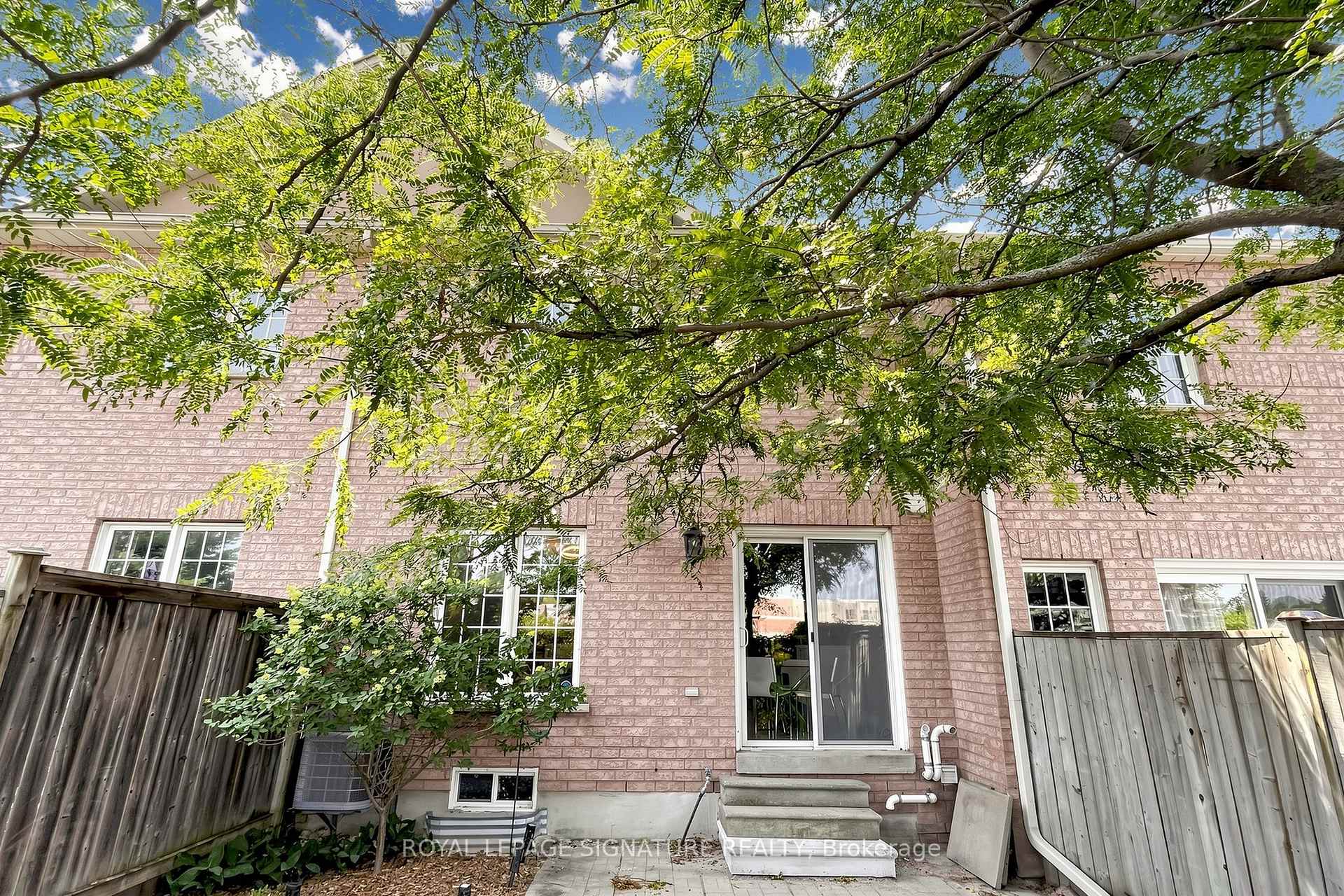 Photo 28 of 136 Maple Sugar Lane, Vaughan, Patterson — HOMEH