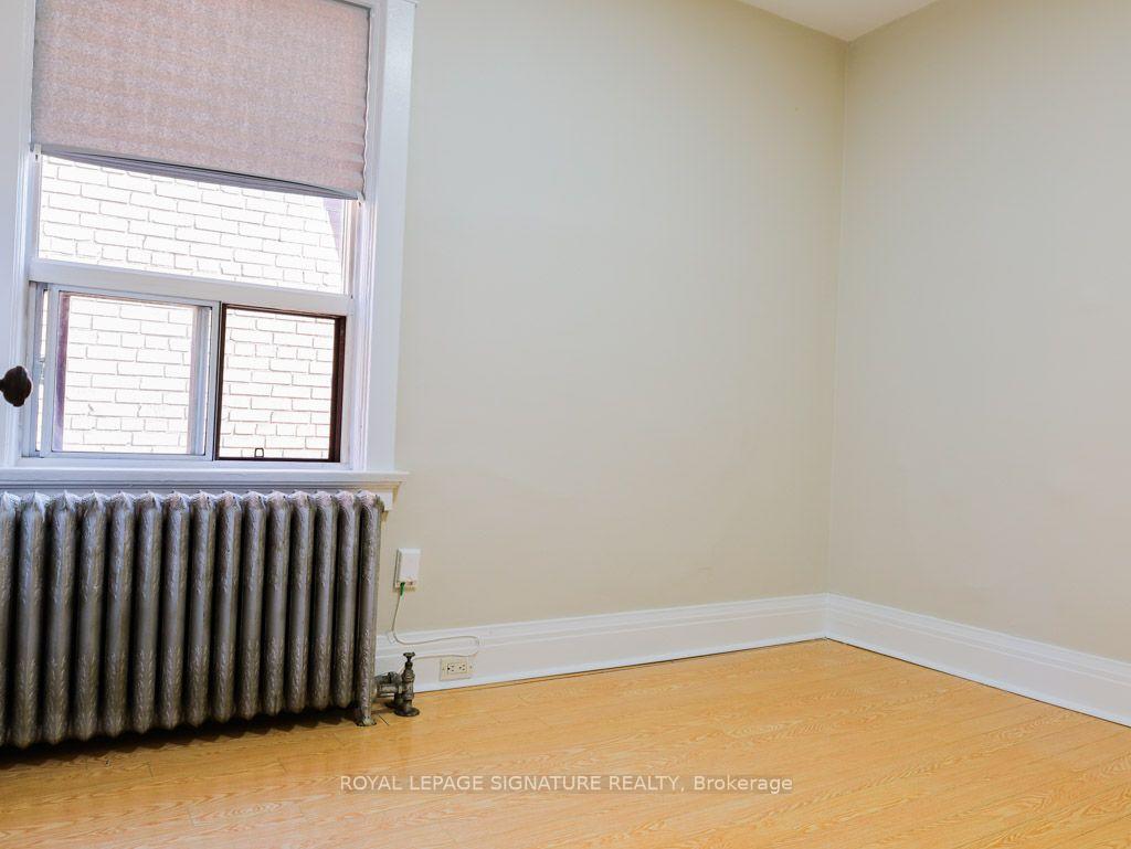 Photo 6 of Unit All Inclusive Upper, 111 Northcliffe Boulevard, Toronto, Oakwood Village — HOMEH