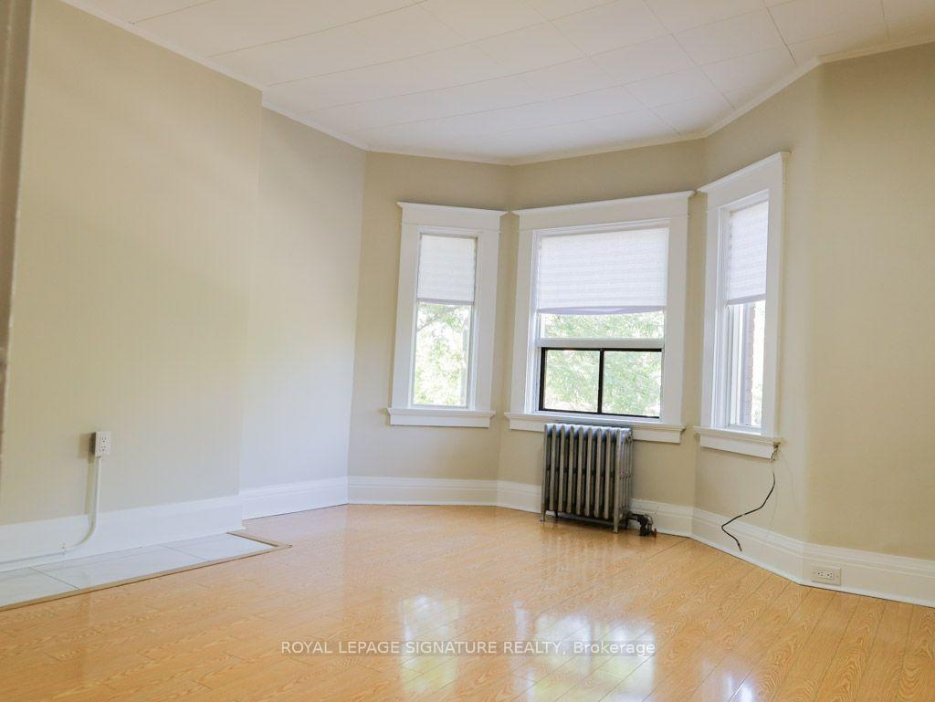 Photo 11 of Unit All Inclusive Upper, 111 Northcliffe Boulevard, Toronto, Oakwood Village — HOMEH