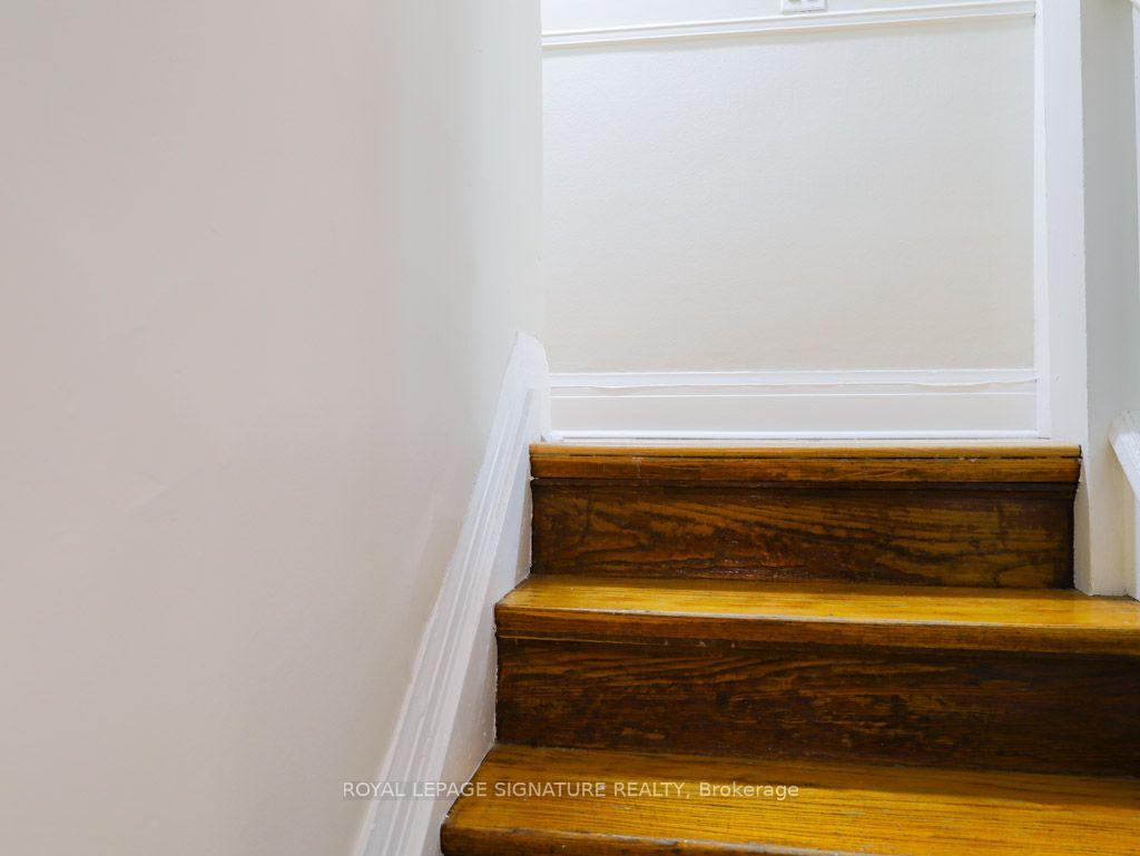 Photo 15 of Unit All Inclusive Upper, 111 Northcliffe Boulevard, Toronto, Oakwood Village — HOMEH