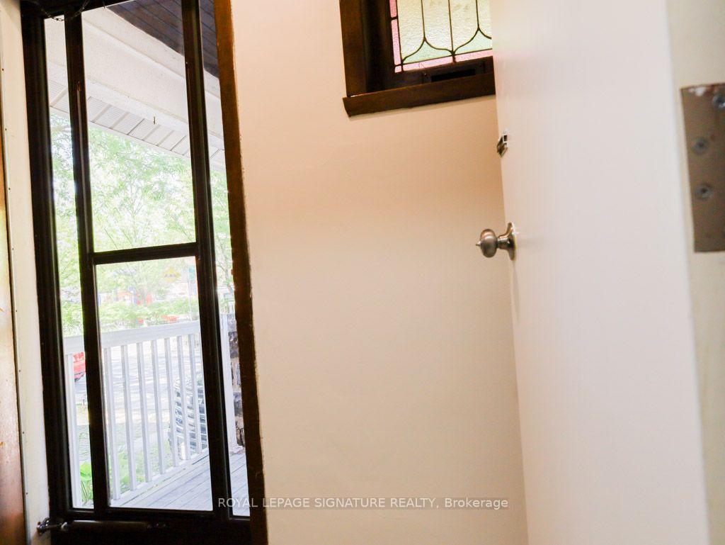 Photo 17 of Unit All Inclusive Upper, 111 Northcliffe Boulevard, Toronto, Oakwood Village — HOMEH