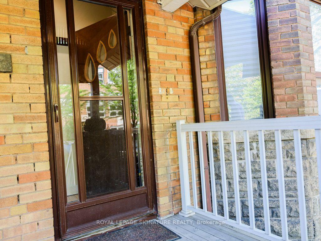 Photo 19 of Unit All Inclusive Upper, 111 Northcliffe Boulevard, Toronto, Oakwood Village — HOMEH