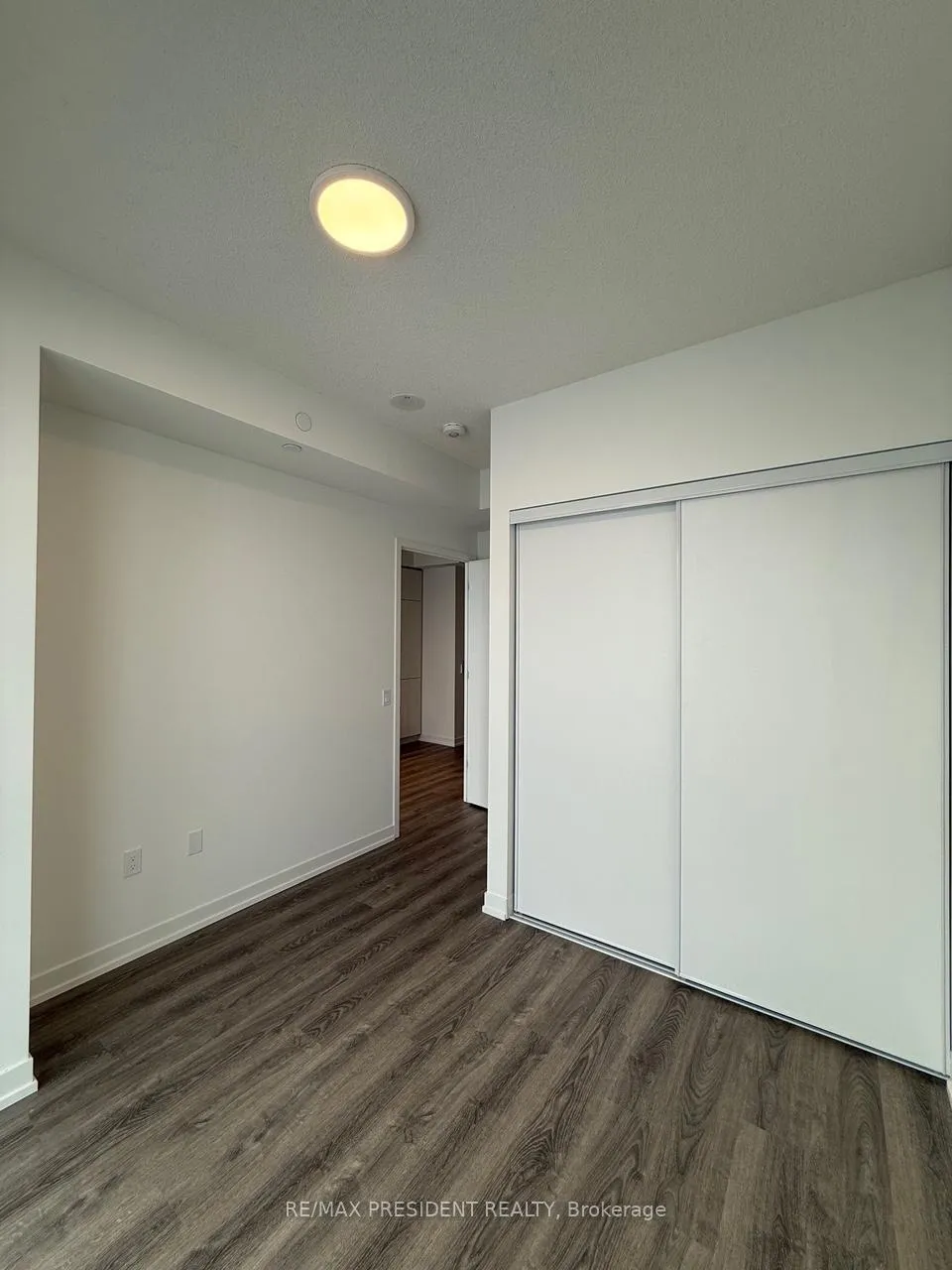 Photo 10 of Unit 5108, 8 Interchange Way, Vaughan, Vaughan Corporate Centre — HOMEH
