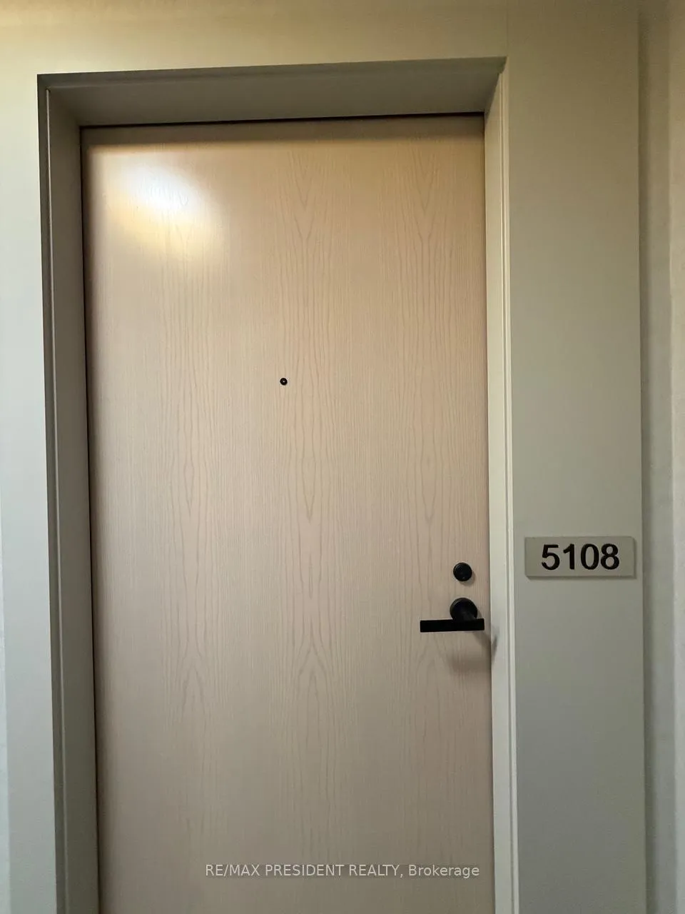 Photo 14 of Unit 5108, 8 Interchange Way, Vaughan, Vaughan Corporate Centre — HOMEH