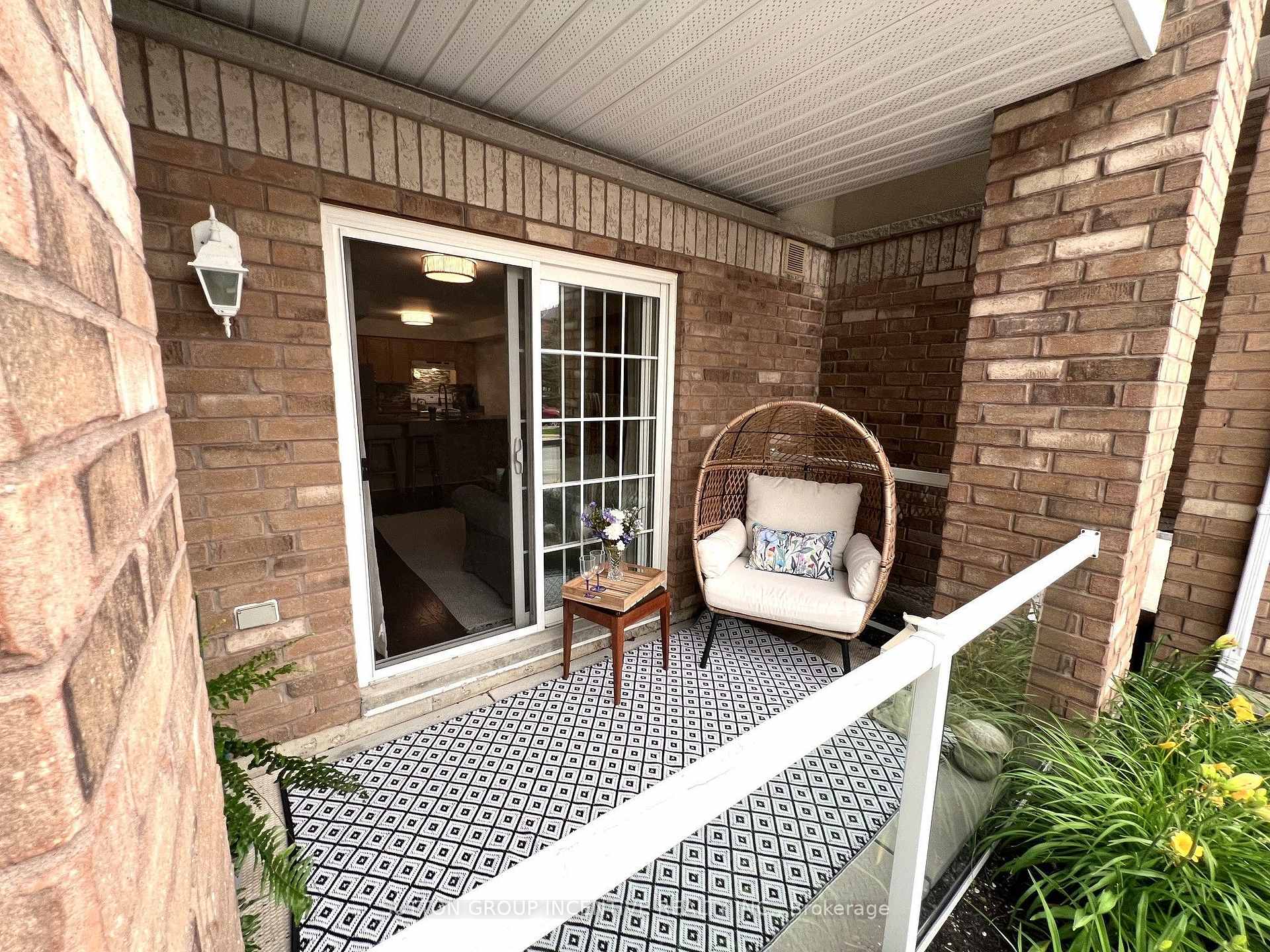 Photo 28 of Unit Unit#5, 137 Sydenham Wells, Barrie, Georgian Drive — HOMEH