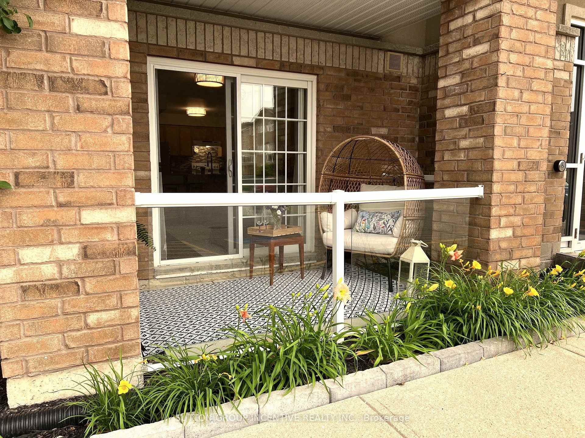 Photo 29 of Unit Unit#5, 137 Sydenham Wells, Barrie, Georgian Drive — HOMEH