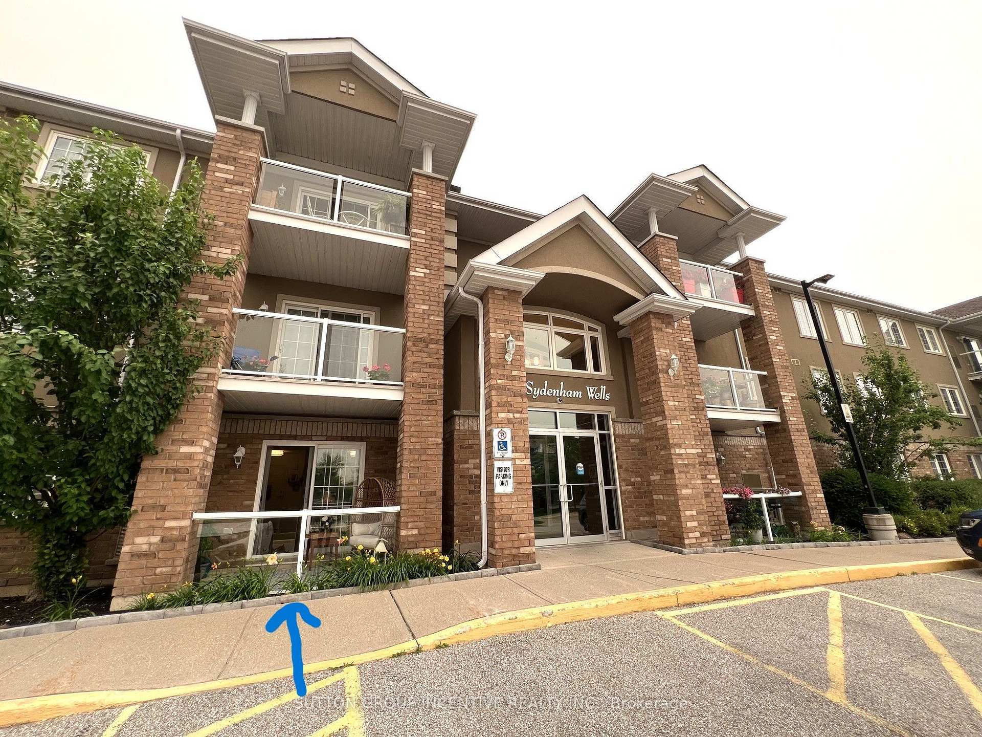 Photo 30 of Unit Unit#5, 137 Sydenham Wells, Barrie, Georgian Drive — HOMEH