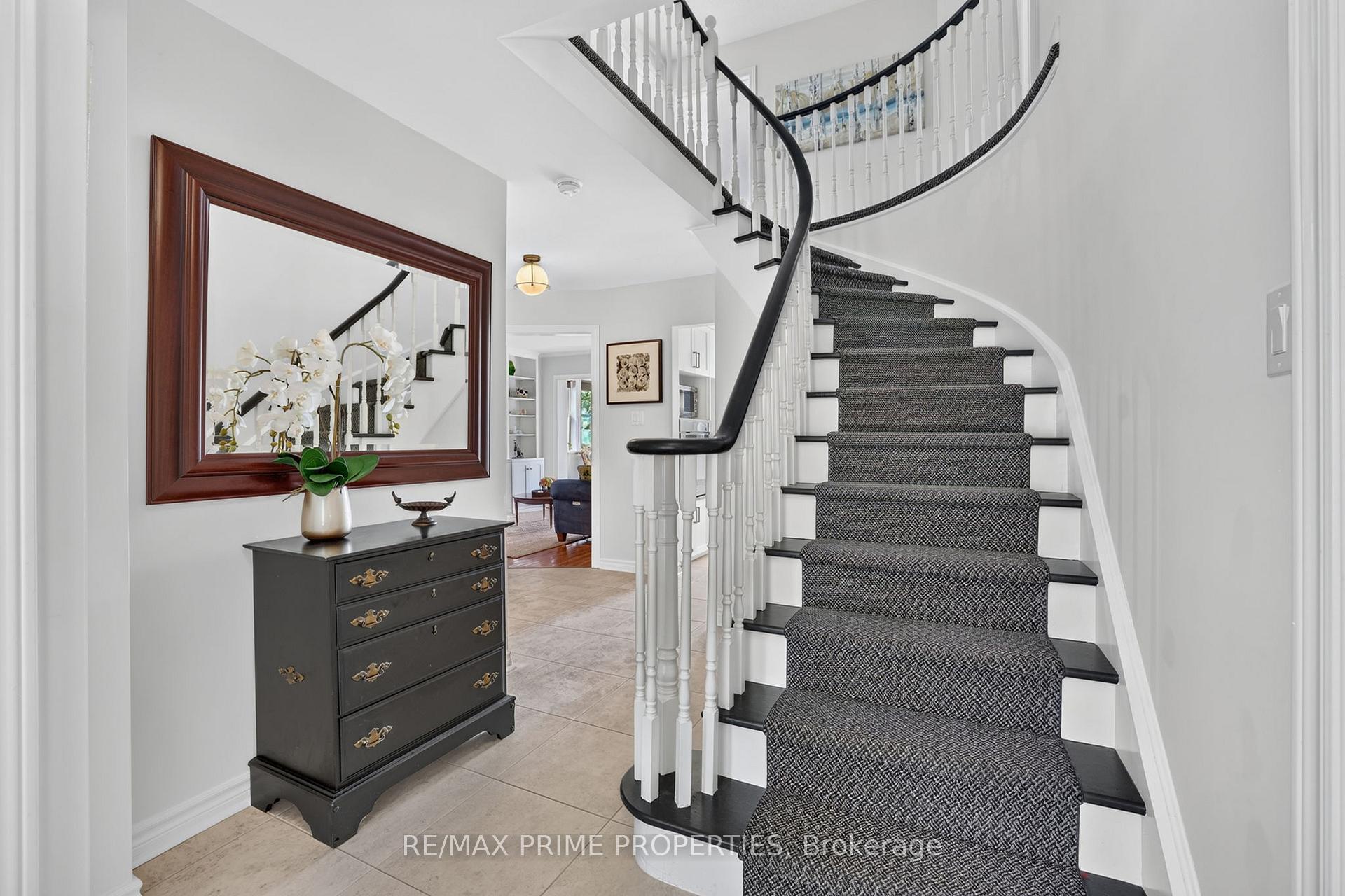 Photo 5 of 27 Testa Road, Uxbridge — HOMEH