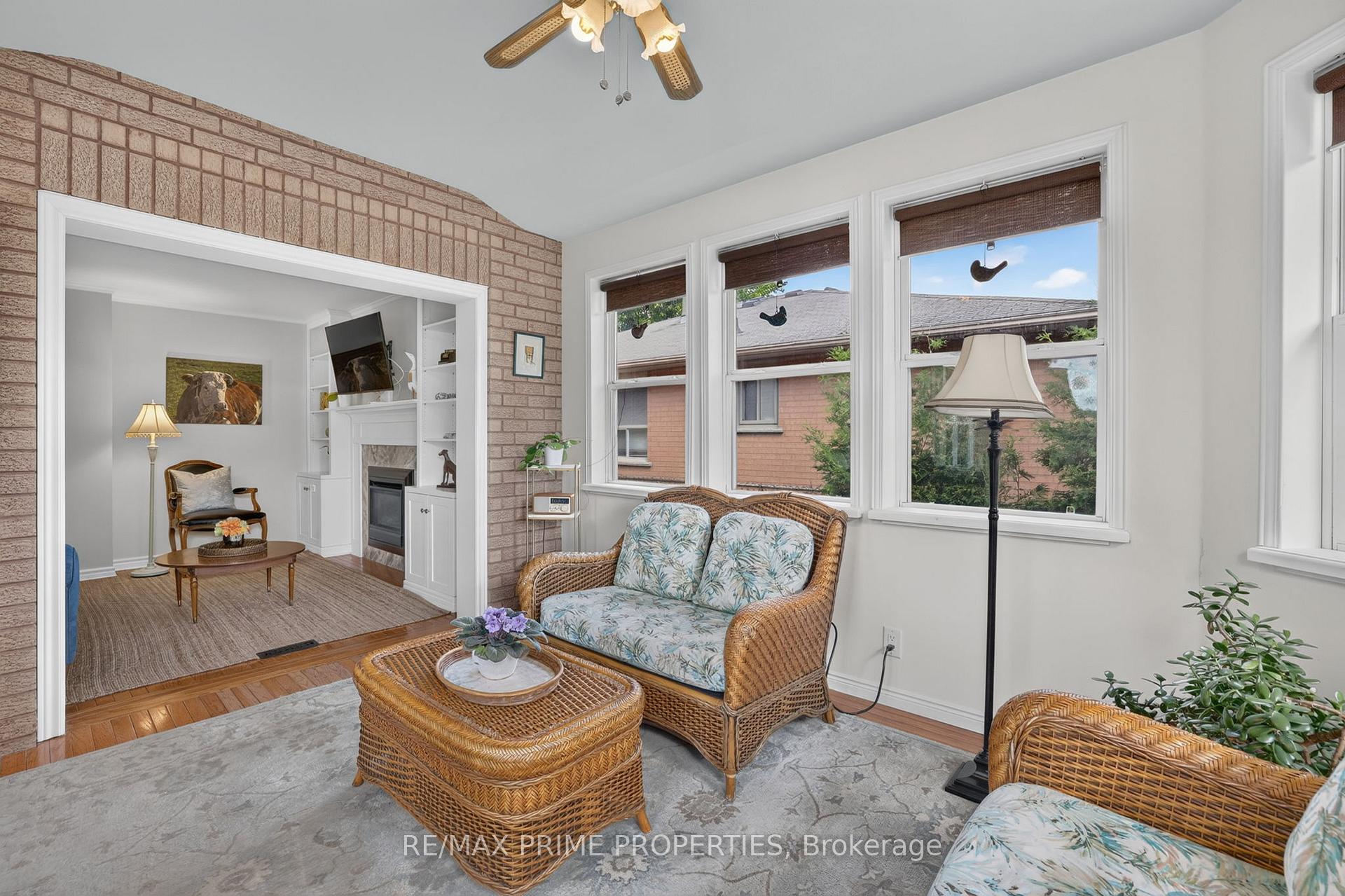 Photo 11 of 27 Testa Road, Uxbridge — HOMEH