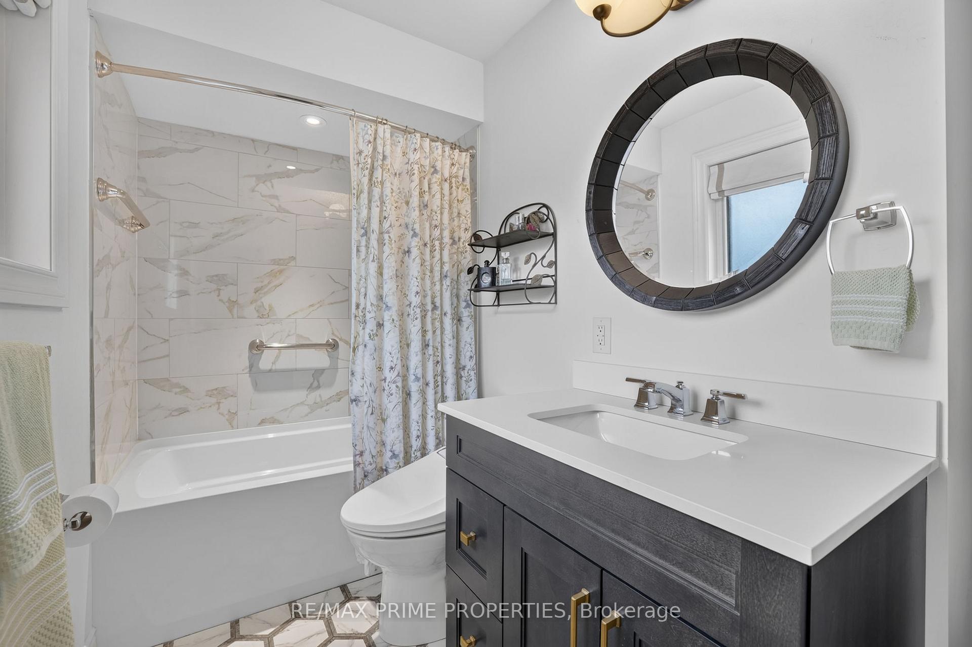 Photo 32 of 27 Testa Road, Uxbridge — HOMEH