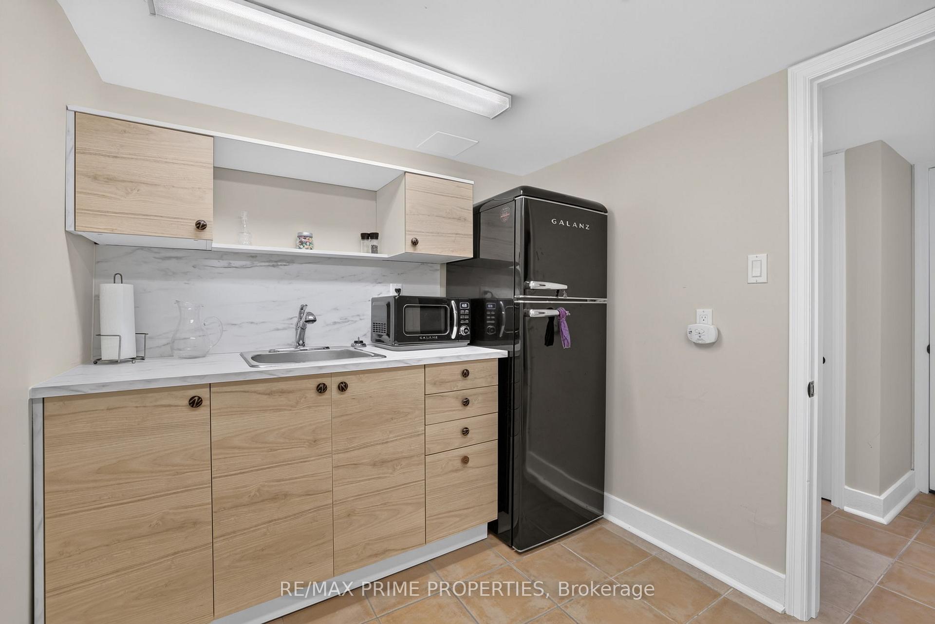 Photo 38 of 27 Testa Road, Uxbridge — HOMEH