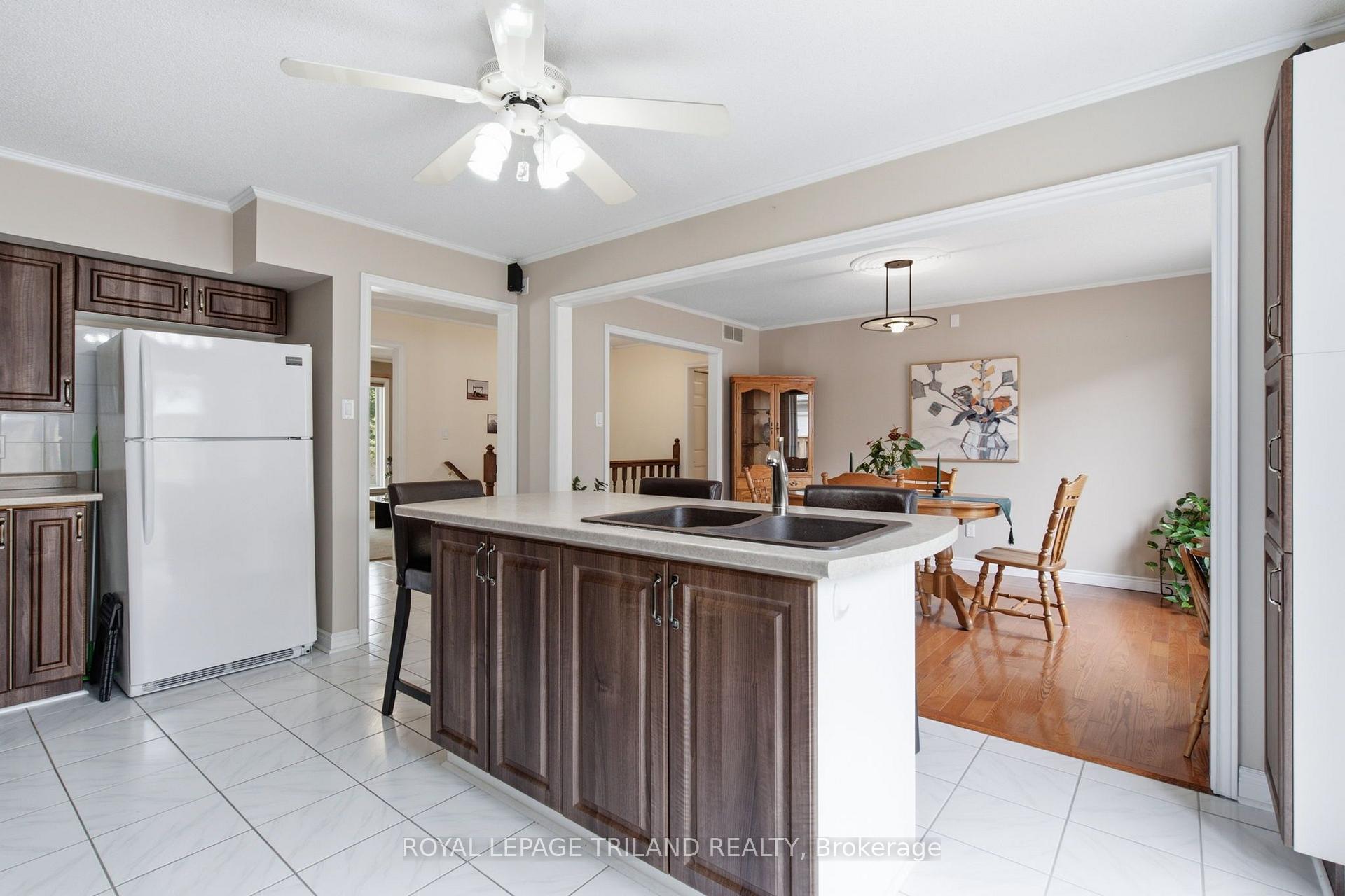 Photo 15 of 12 Shepherd Avenue, London, East H — HOMEH