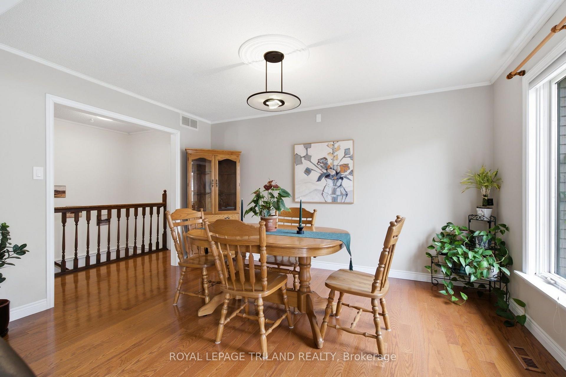 Photo 19 of 12 Shepherd Avenue, London, East H — HOMEH