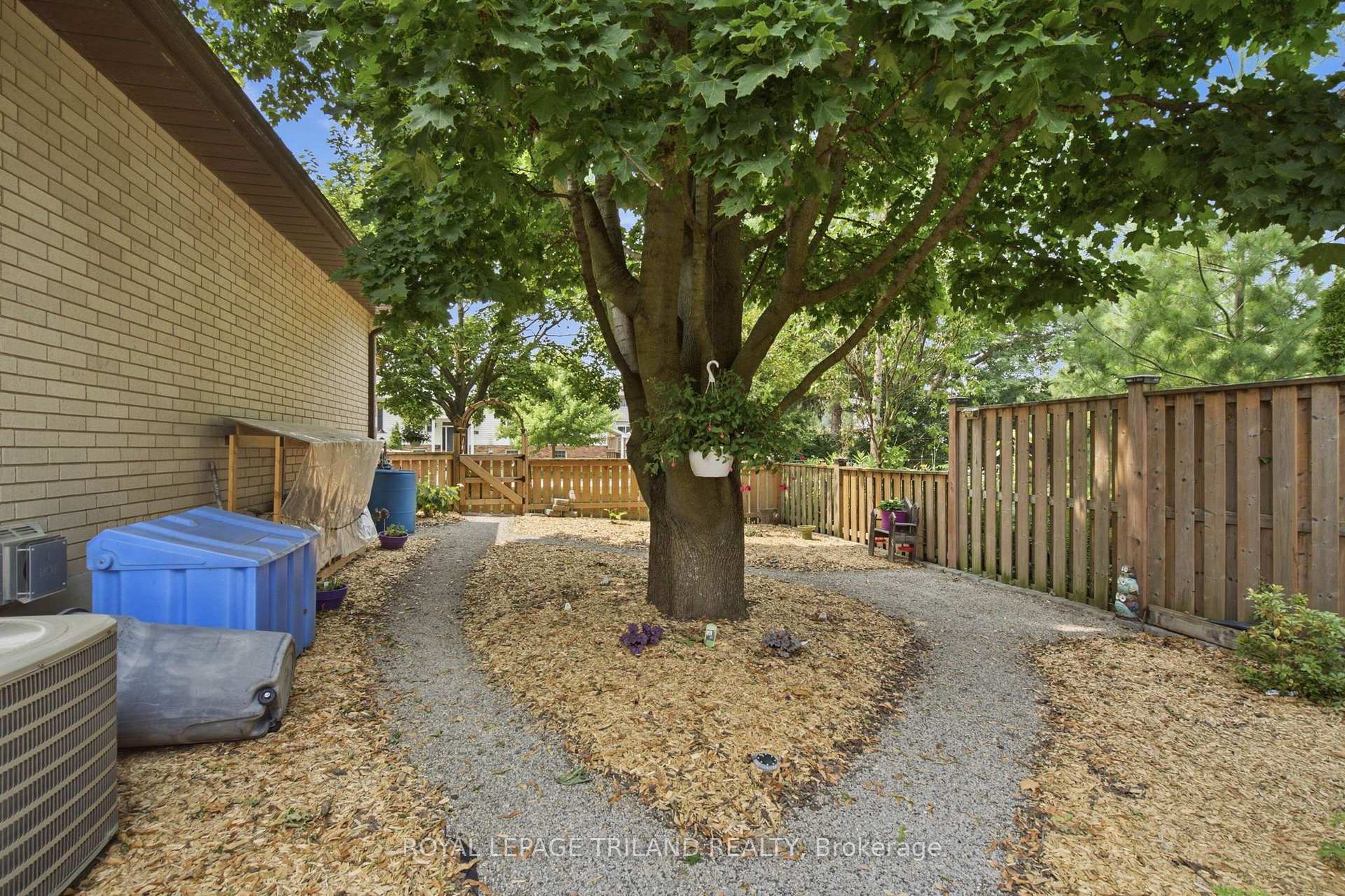 Photo 39 of 12 Shepherd Avenue, London, East H — HOMEH