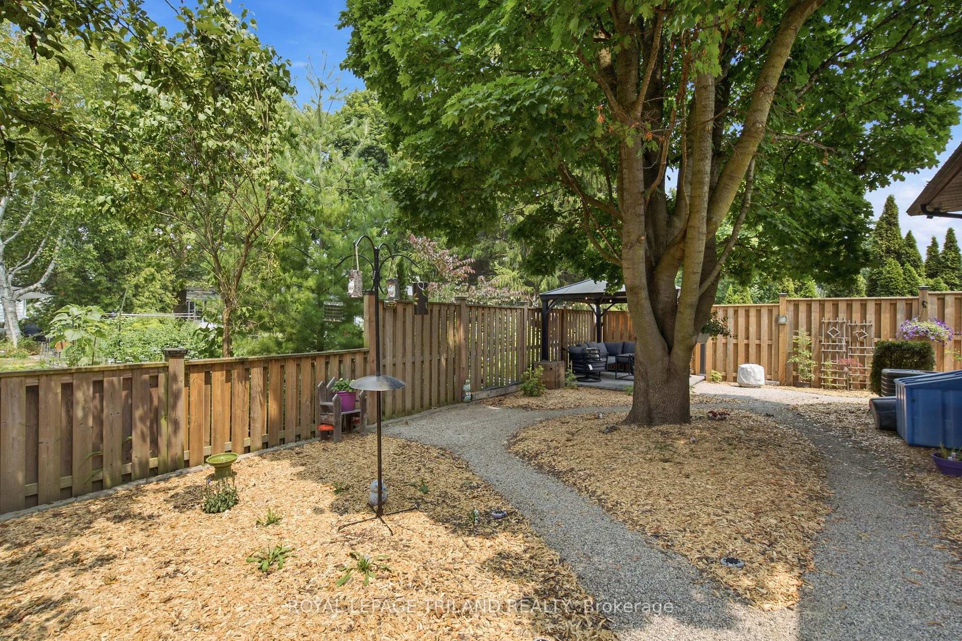 Photo 40 of 12 Shepherd Avenue, London, East H — HOMEH
