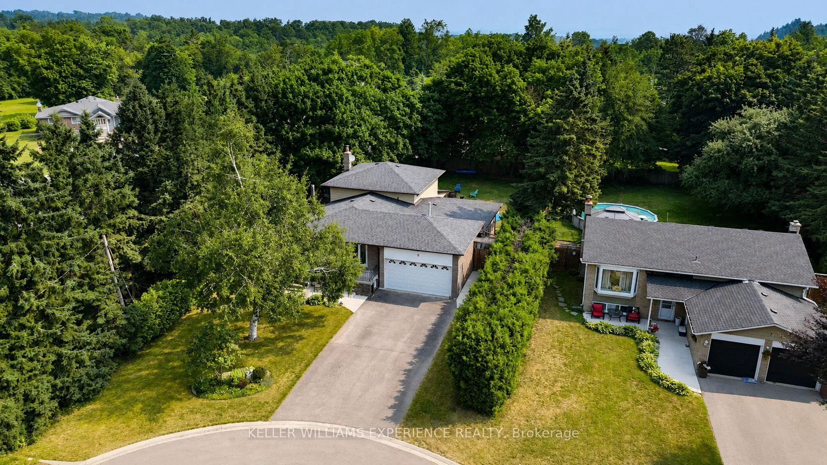 Photo 35 of 9 Palace Street, Caledon, Mono Mills — HOMEH