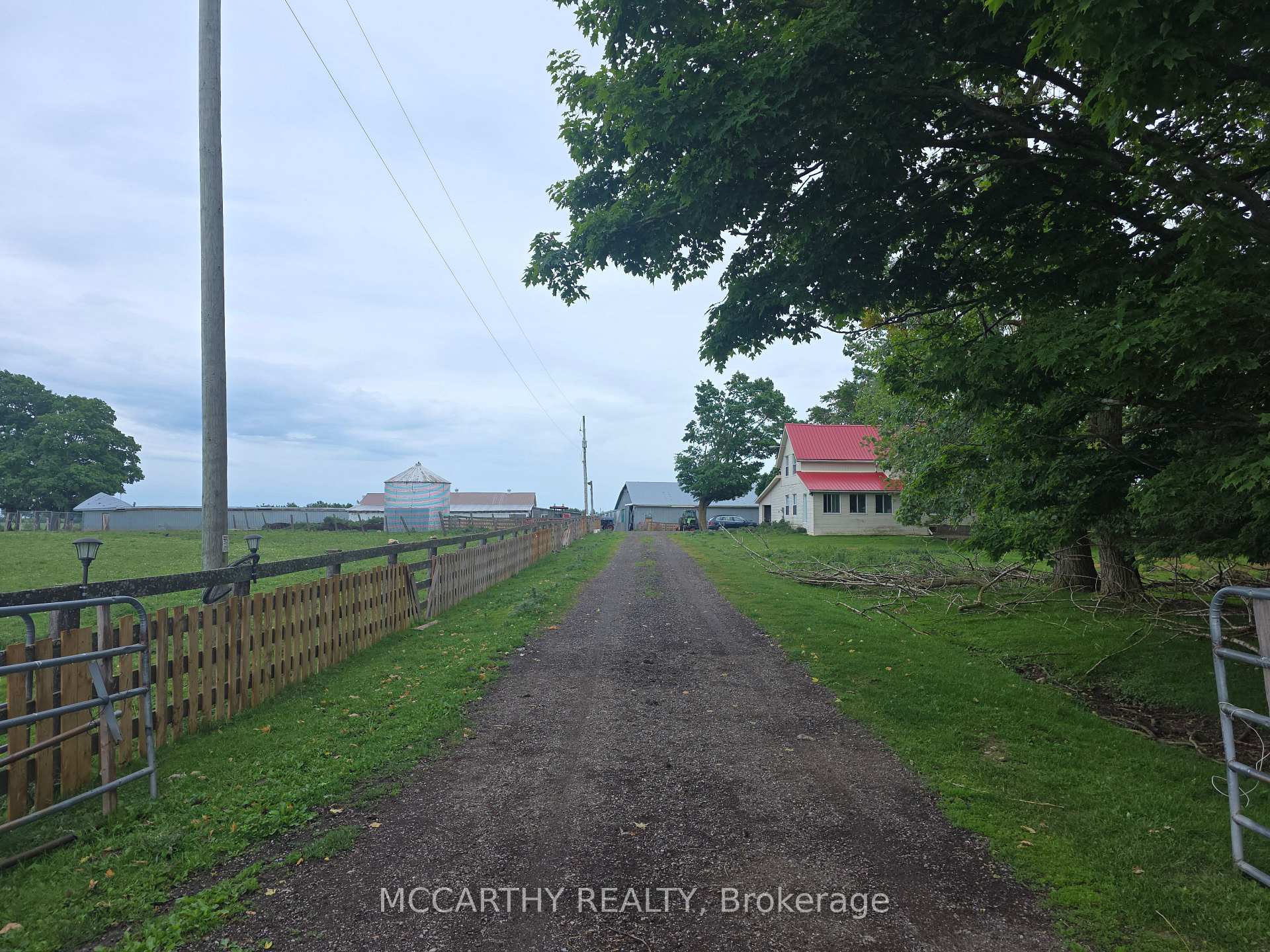 Photo 3 of 501098 Hwy # 89, Southgate — HOMEH