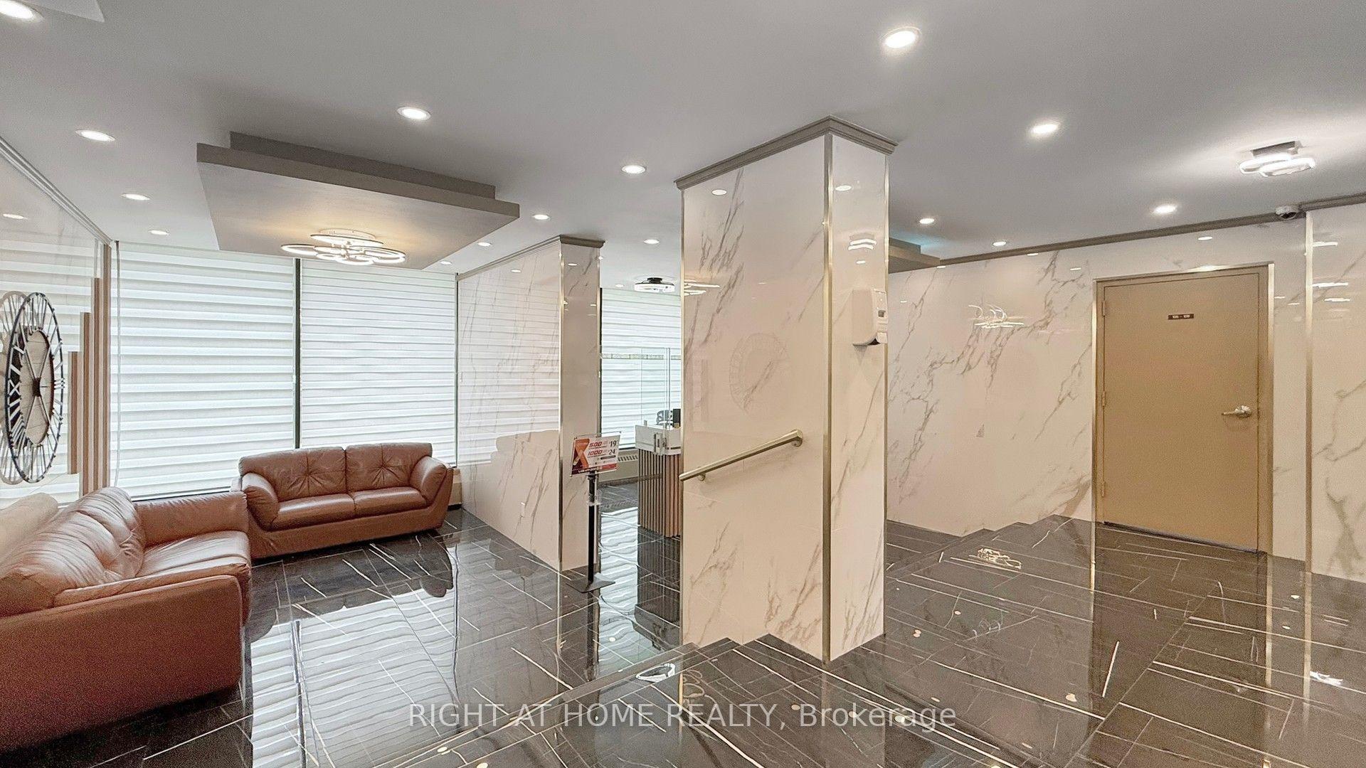 Photo 6 of Unit 511, 10 Sunny Glenway, Toronto, Flemingdon Park — HOMEH
