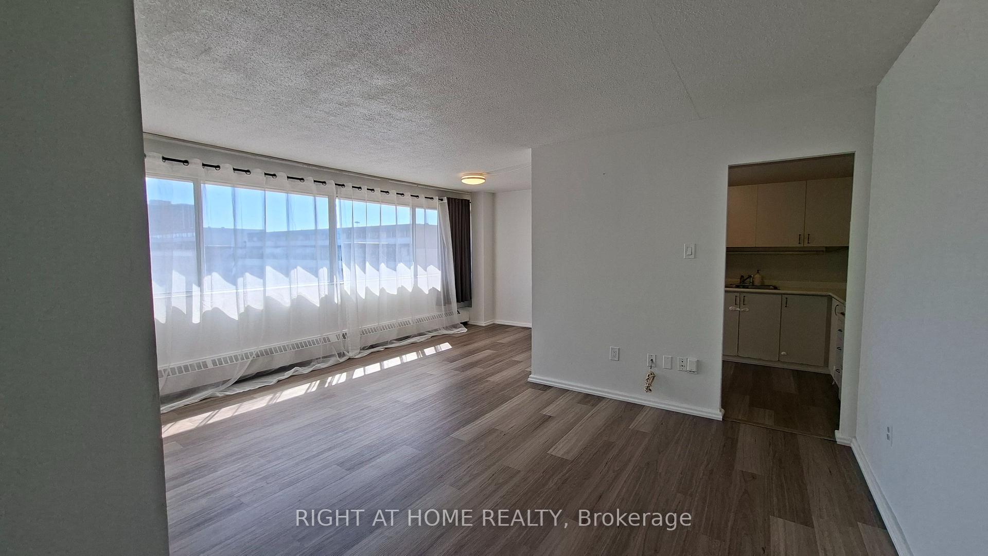 Photo 11 of Unit 511, 10 Sunny Glenway, Toronto, Flemingdon Park — HOMEH