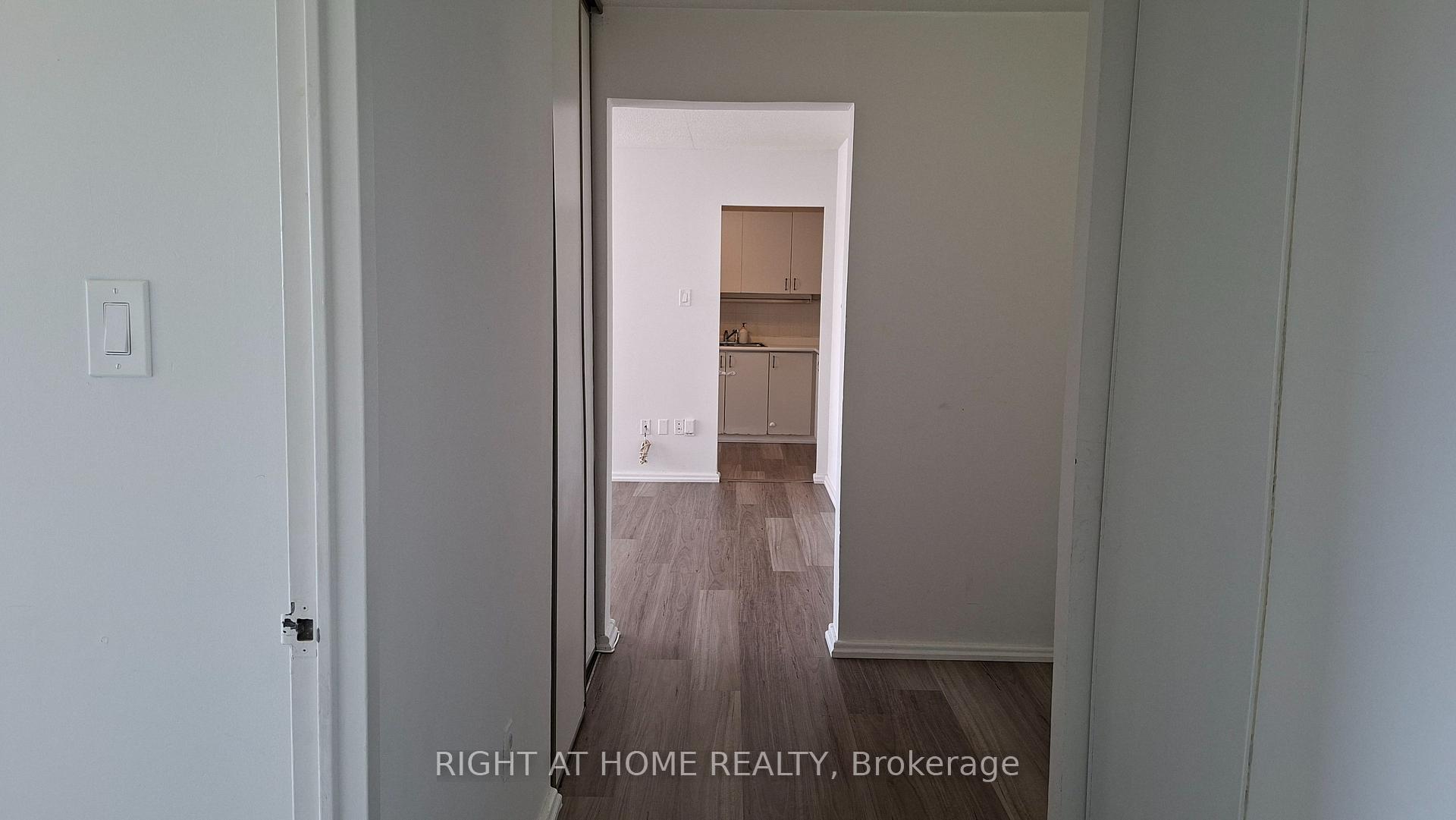 Photo 16 of Unit 511, 10 Sunny Glenway, Toronto, Flemingdon Park — HOMEH