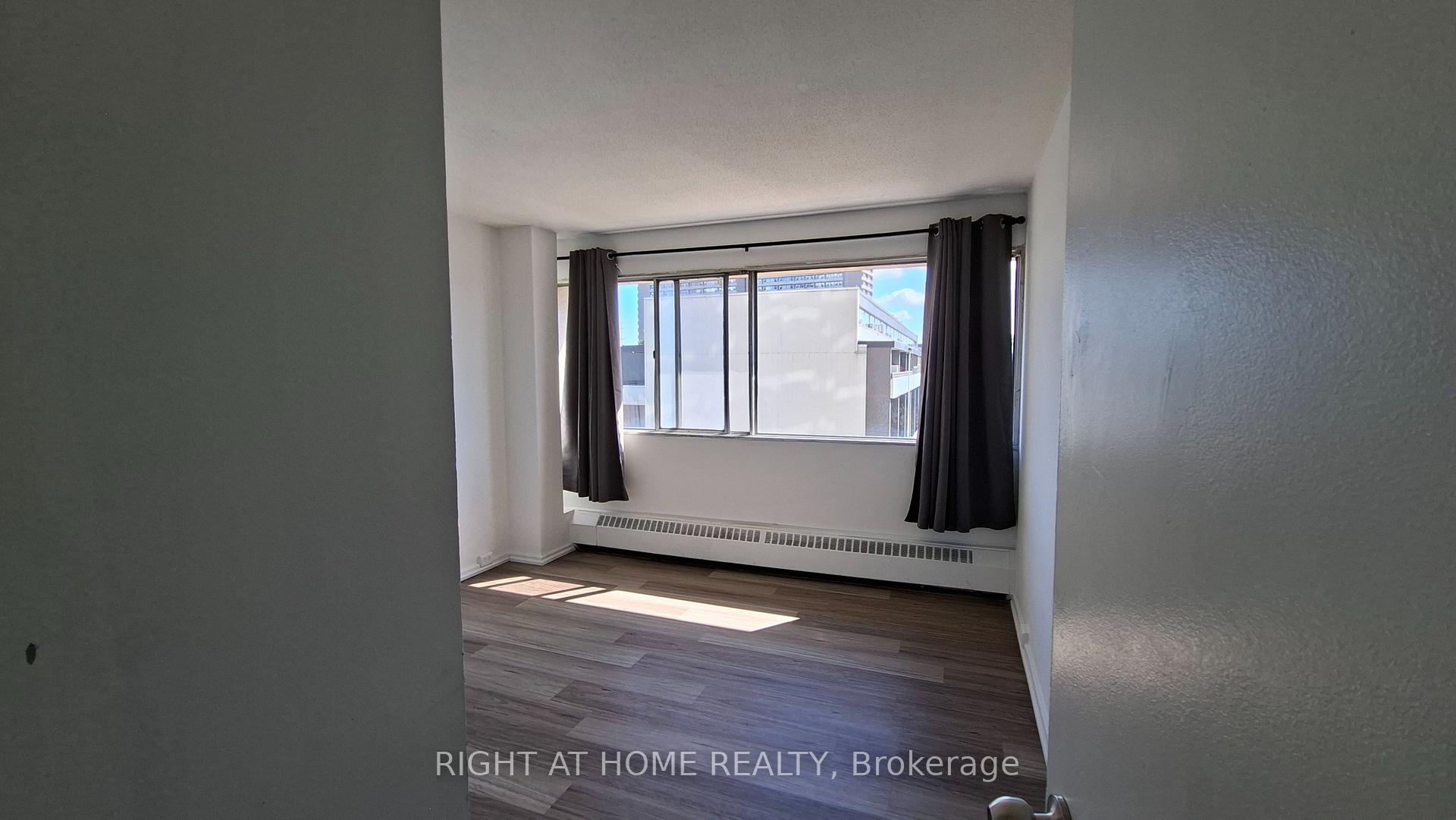 Photo 18 of Unit 511, 10 Sunny Glenway, Toronto, Flemingdon Park — HOMEH