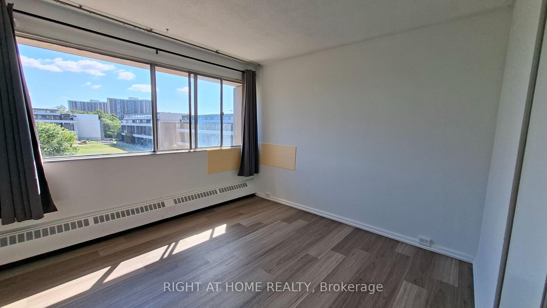 Photo 21 of Unit 511, 10 Sunny Glenway, Toronto, Flemingdon Park — HOMEH