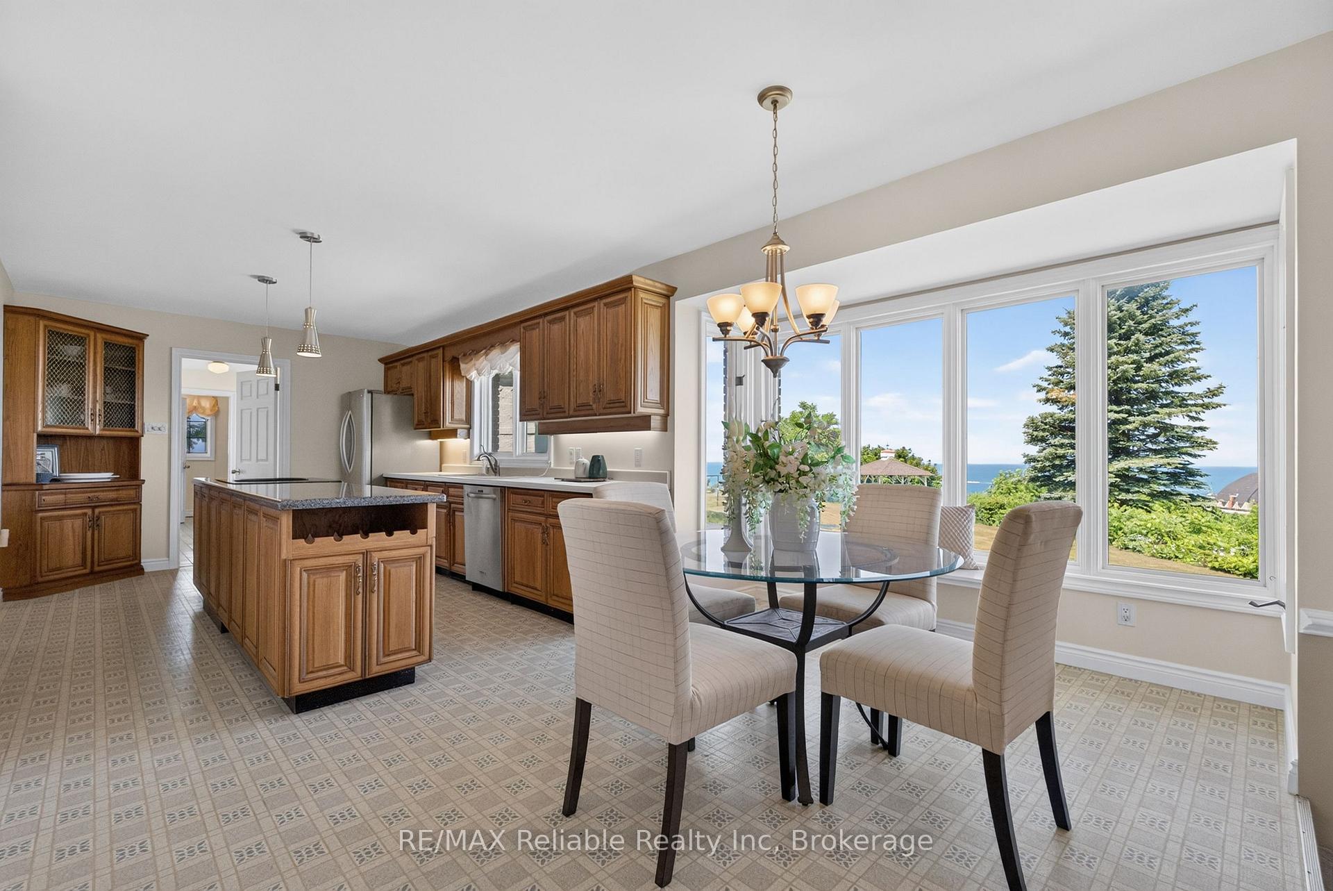 Photo 22 of 1 Harbour Lane, Goderich, Goderich (Town) — HOMEH